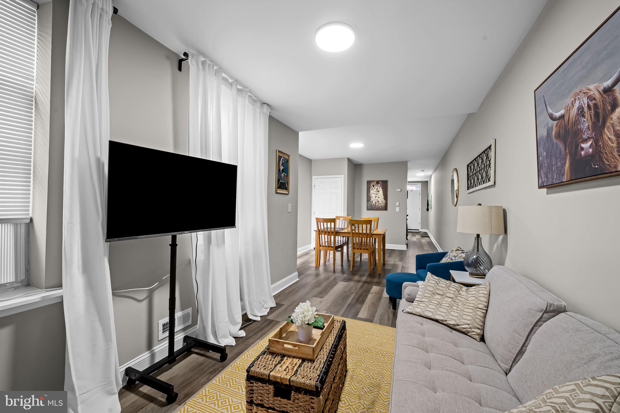 MADISON EASTEND - Residential