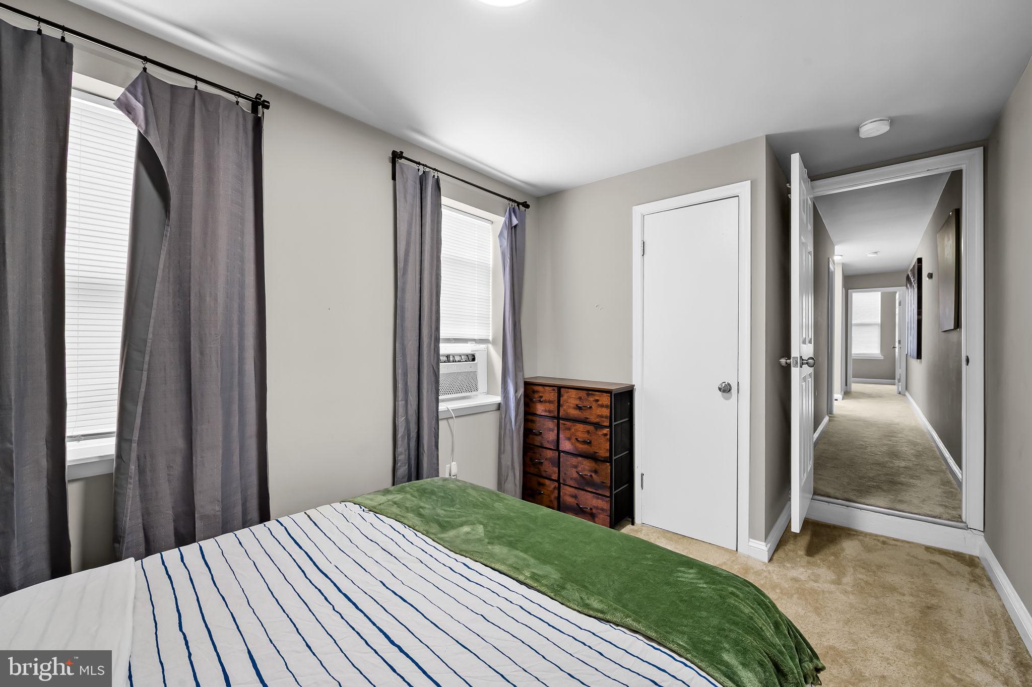 MADISON EASTEND - Residential