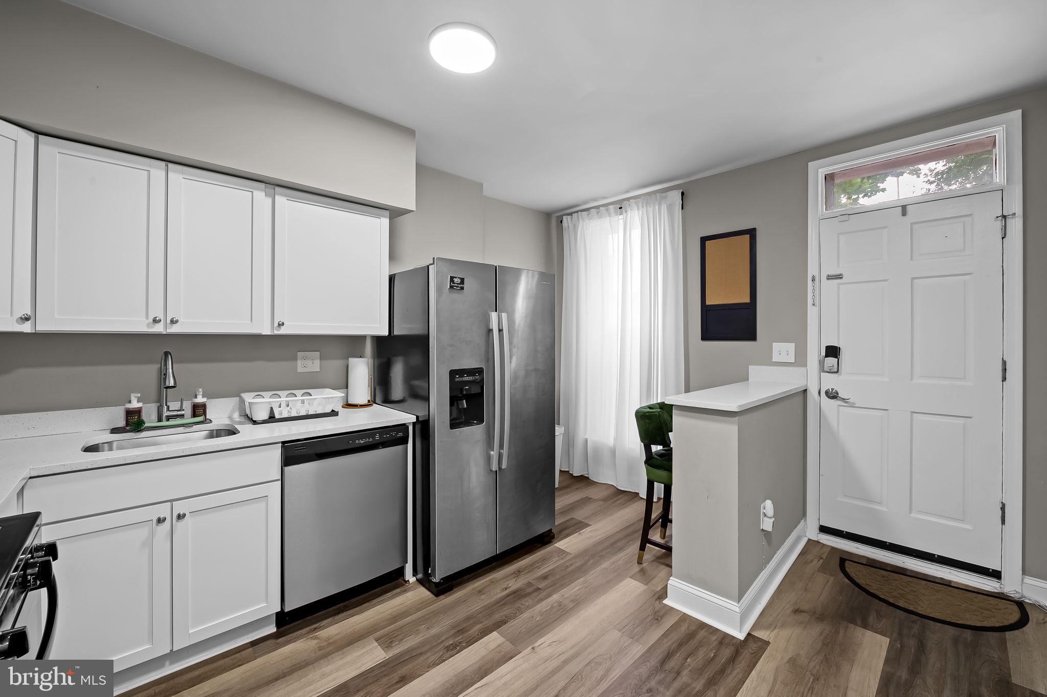 MADISON EASTEND - Residential