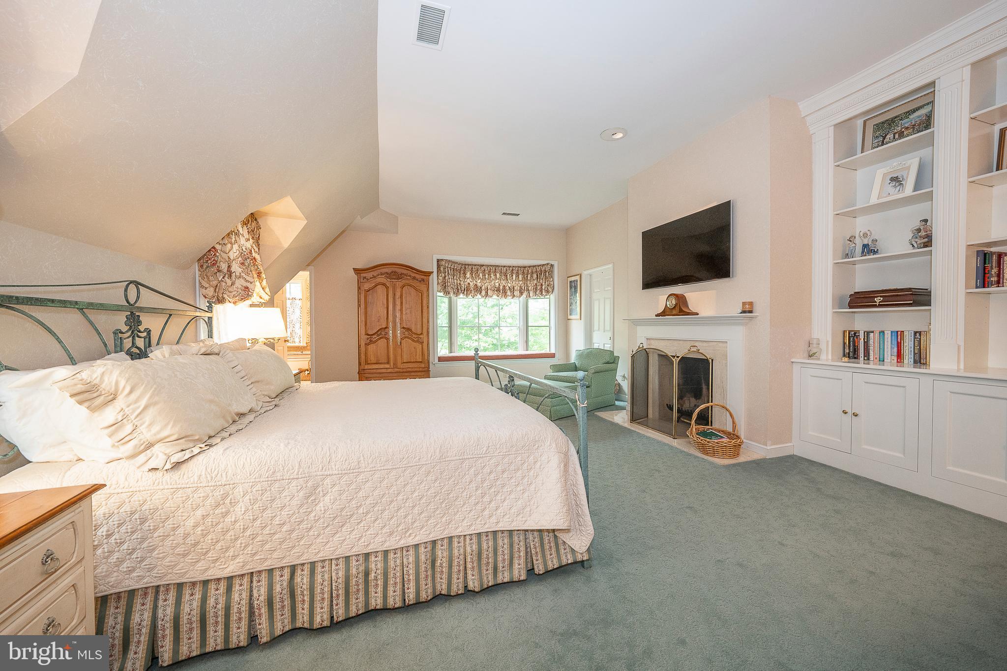 RAVENSCLIFF - Residential