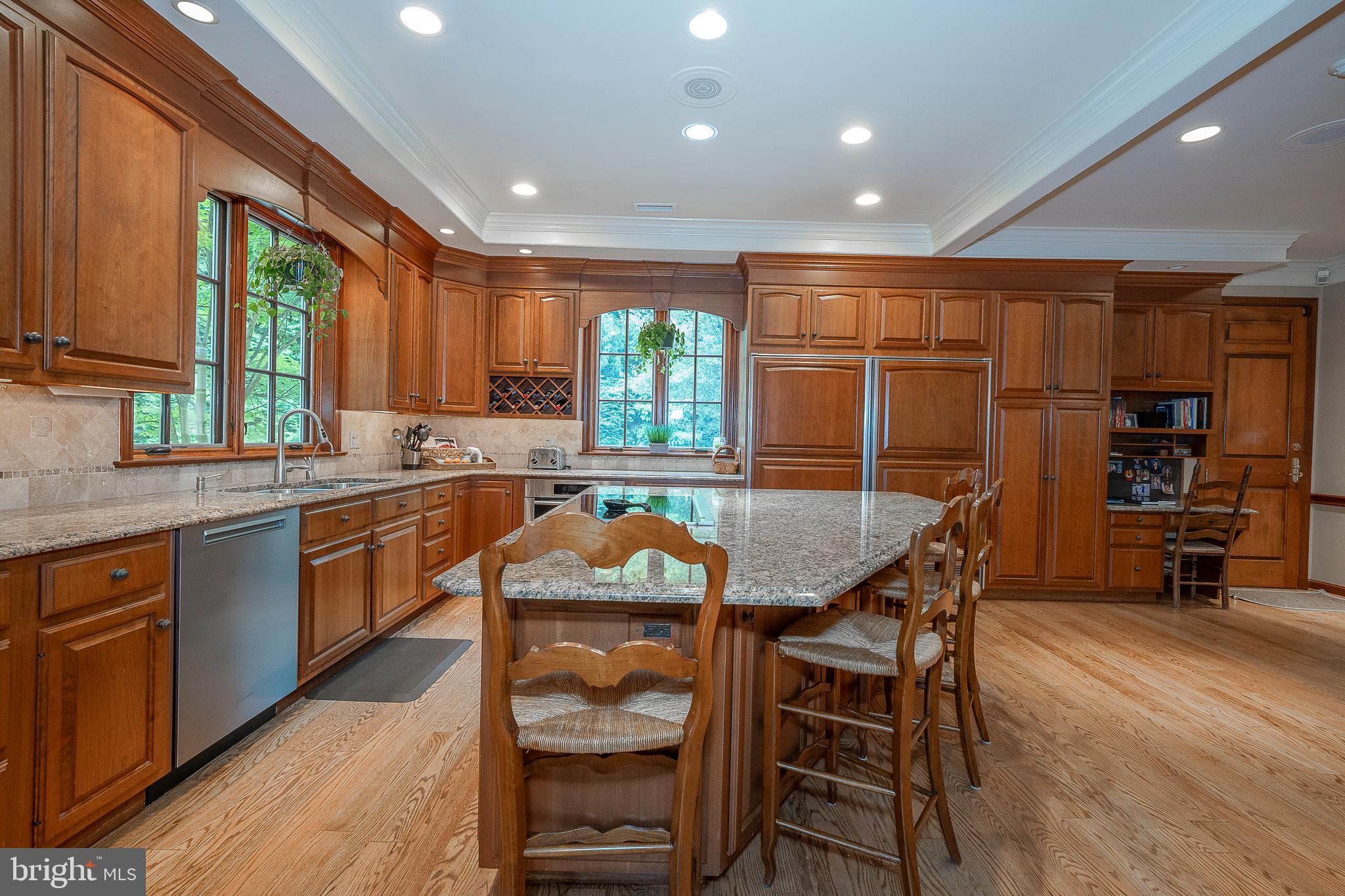 RAVENSCLIFF - Residential