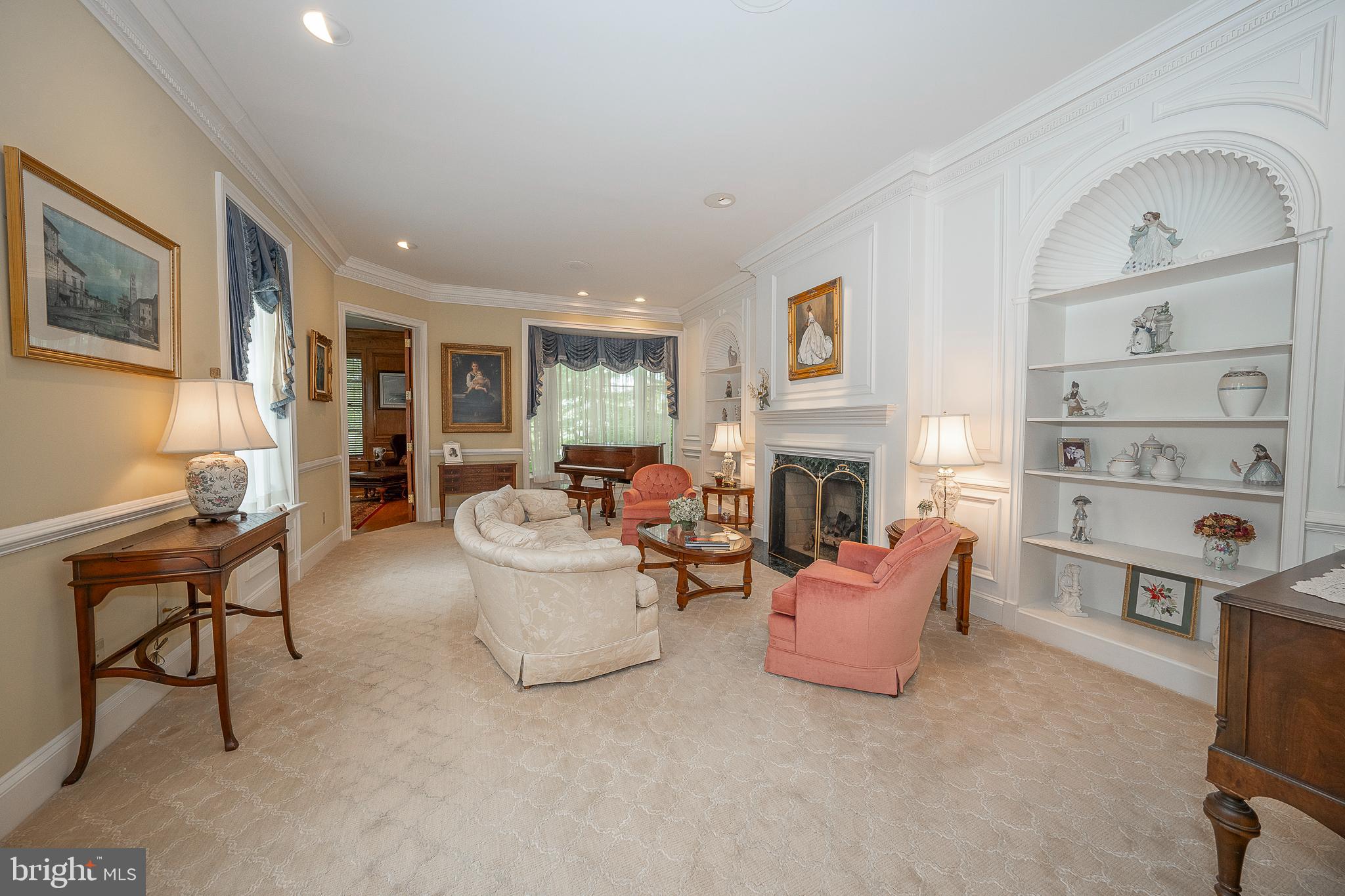 RAVENSCLIFF - Residential