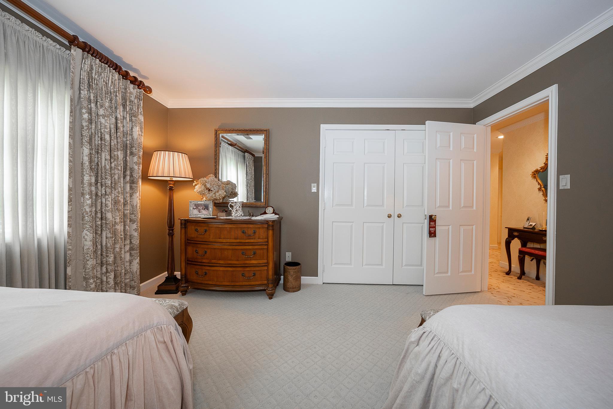 RAVENSCLIFF - Residential