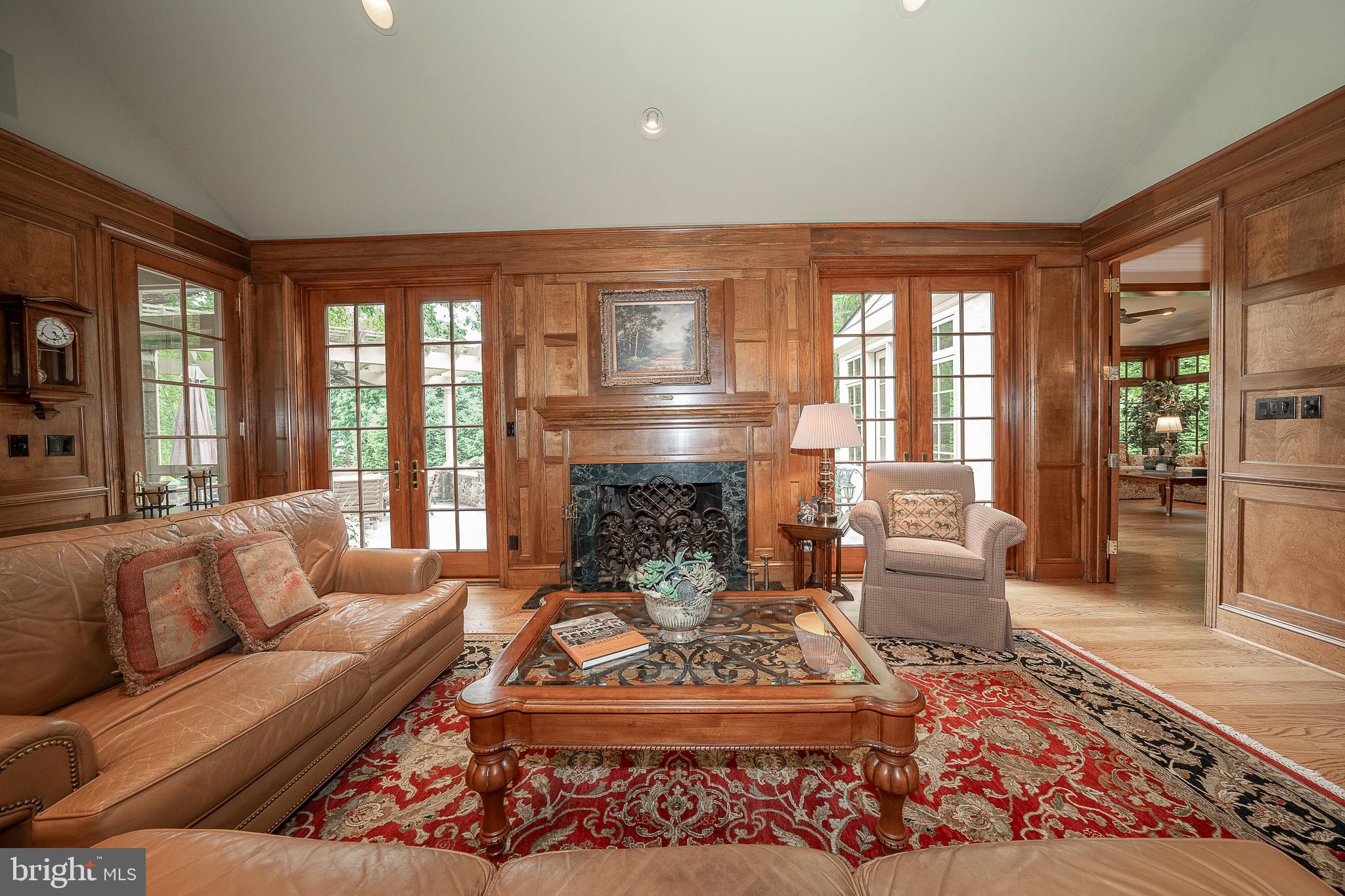 RAVENSCLIFF - Residential