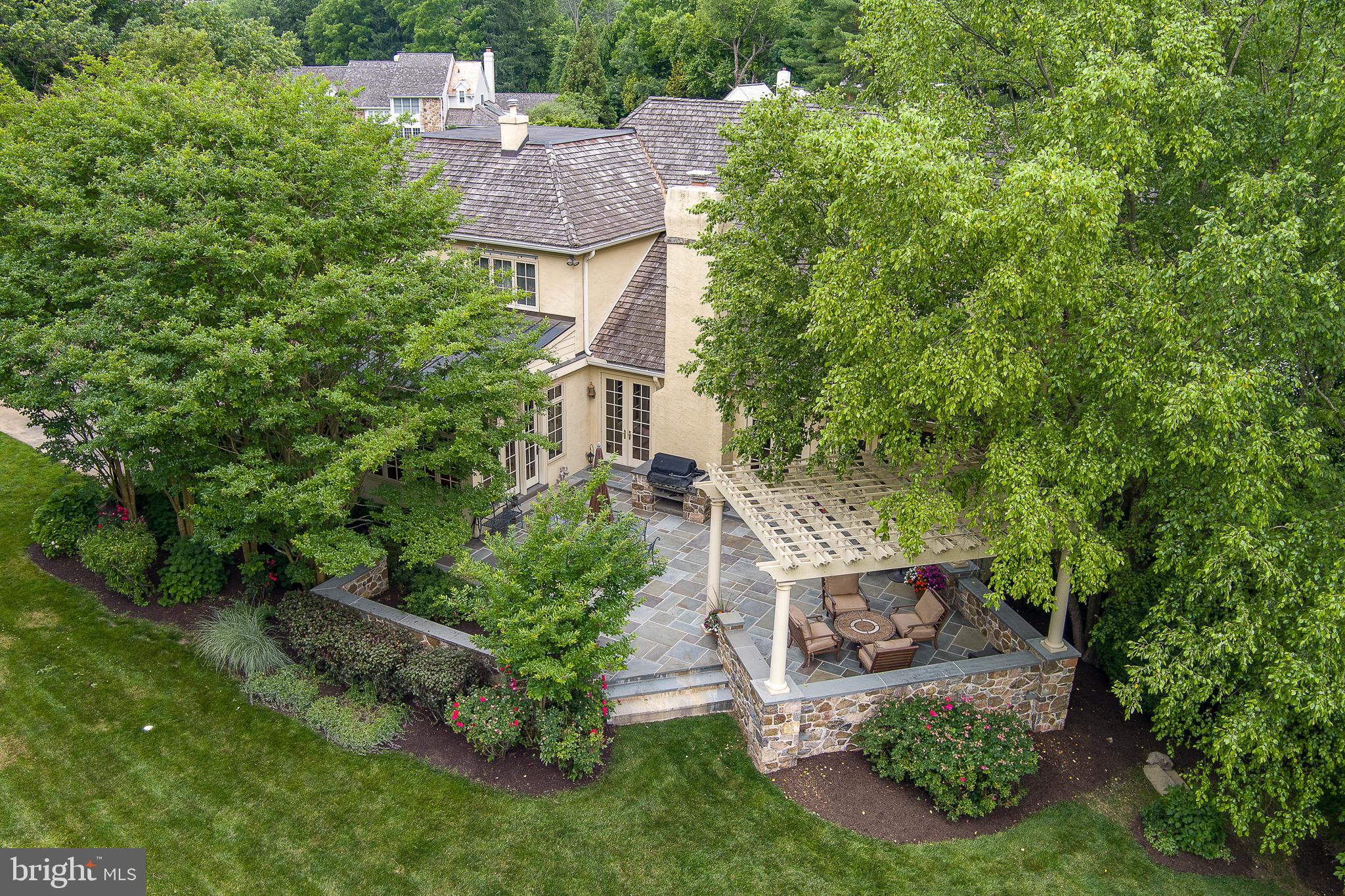 RAVENSCLIFF - Residential