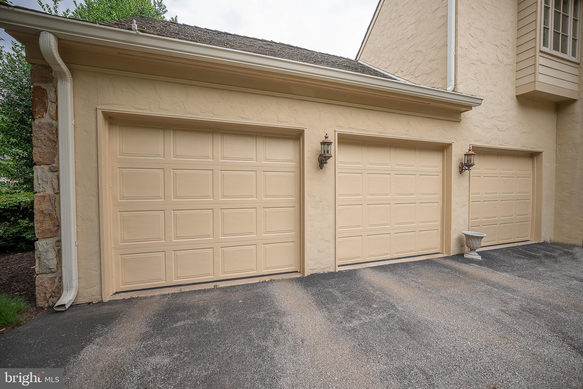 RAVENSCLIFF - Residential