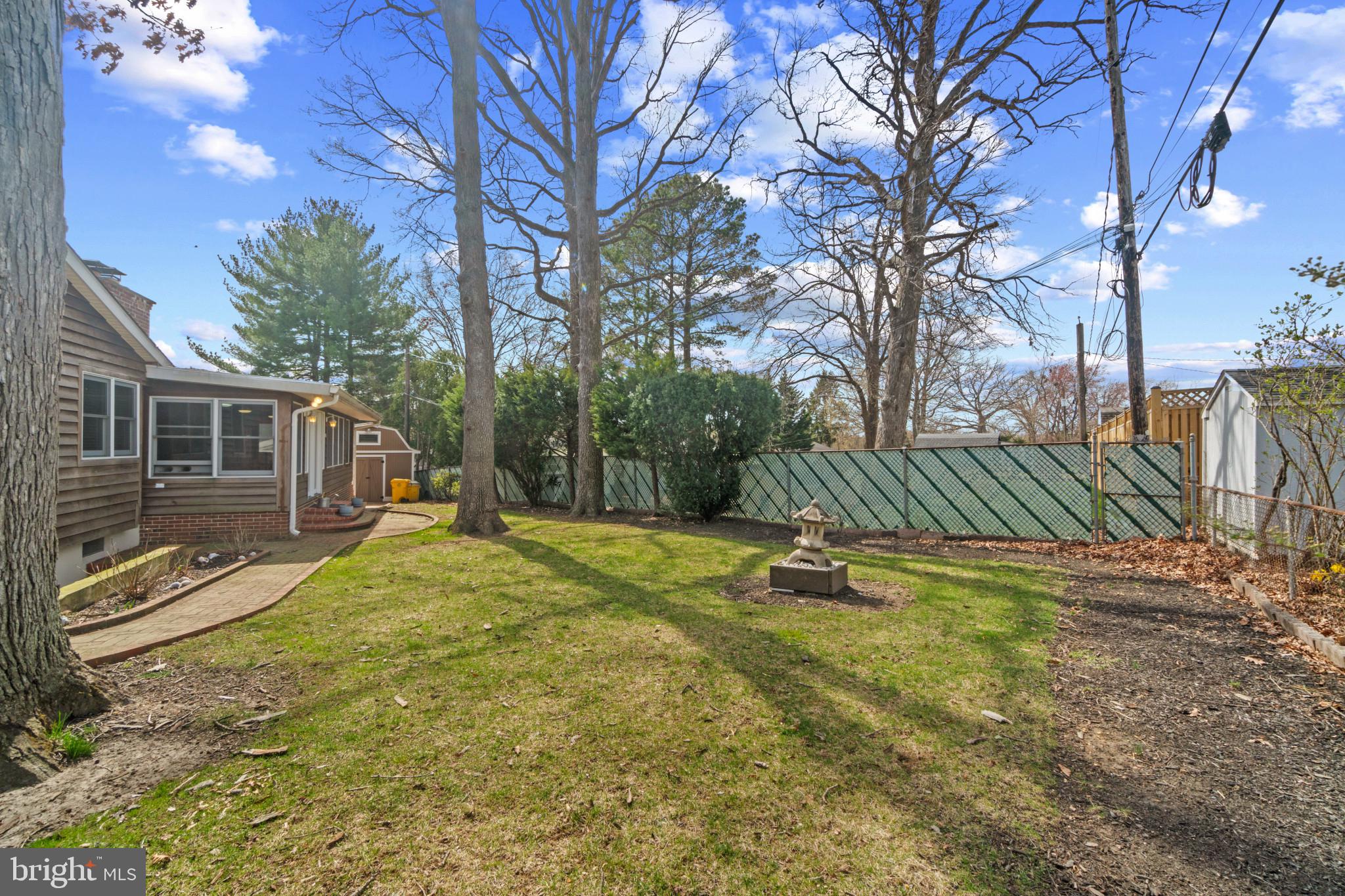 LINTHICUM - Residential