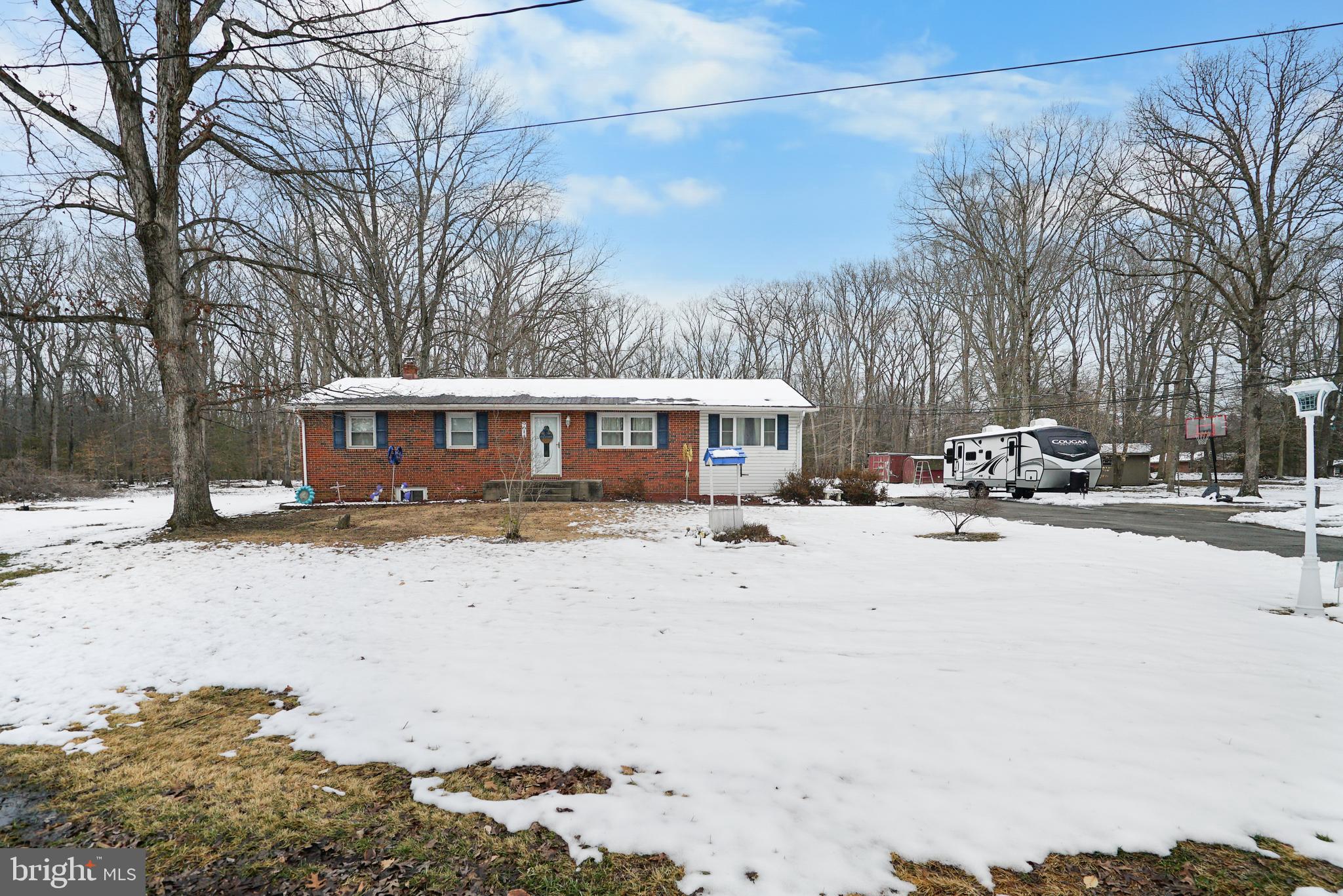 WARRLINDA VILLAGE - Residential