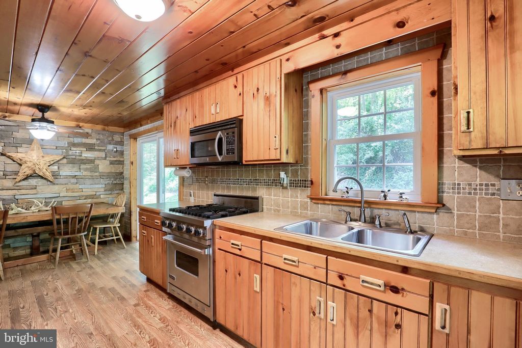 Photo of 682 RIVER RD, PEQUEA, PA 17565 (MLS # PALA2032548)