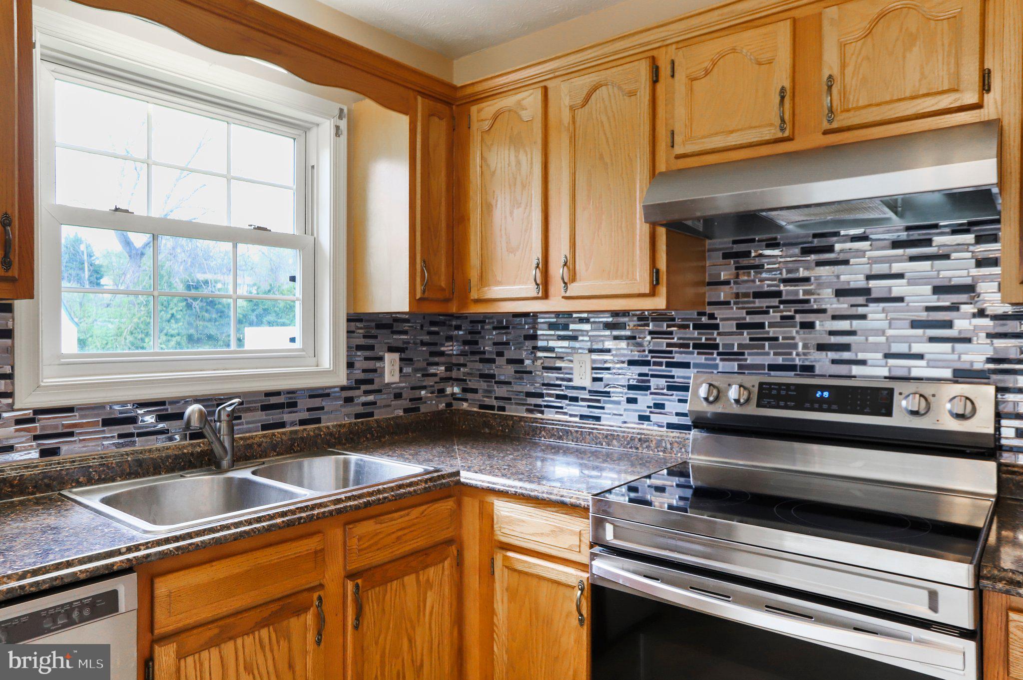 ELIZABETH STATION - Residential