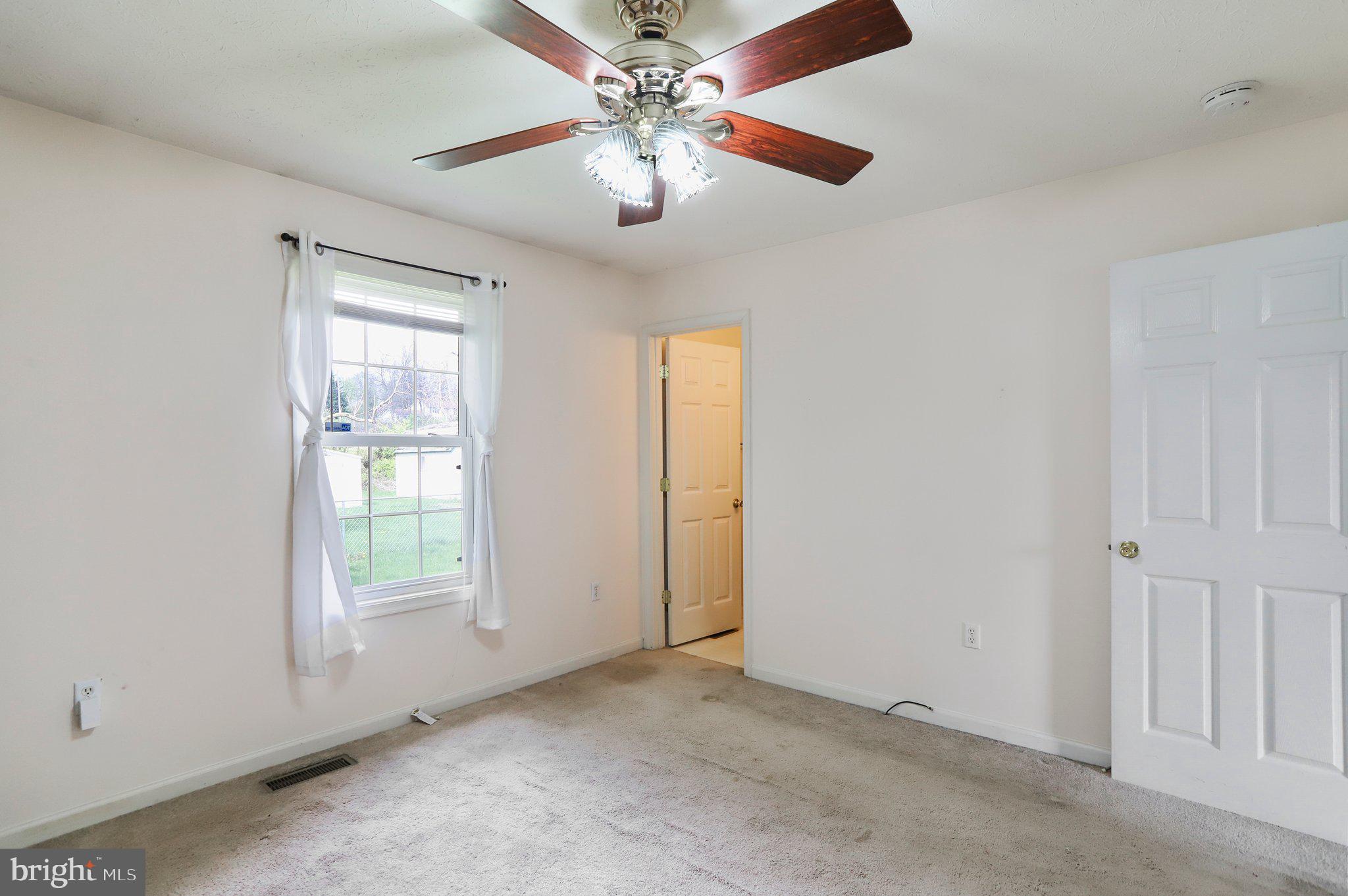 ELIZABETH STATION - Residential