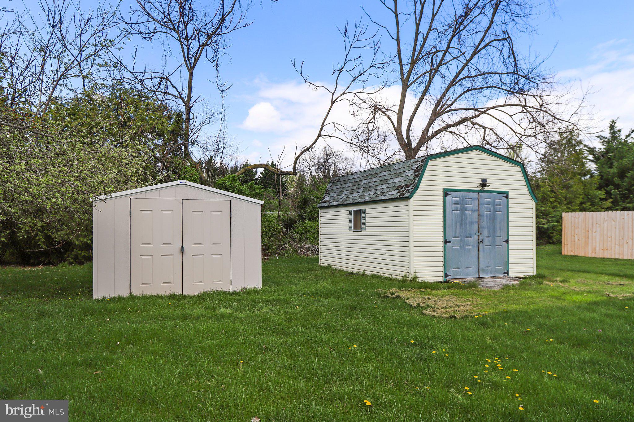 ELIZABETH STATION - Residential