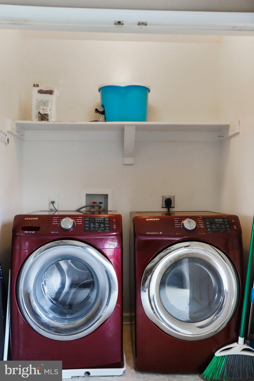 ELIZABETH STATION - Residential