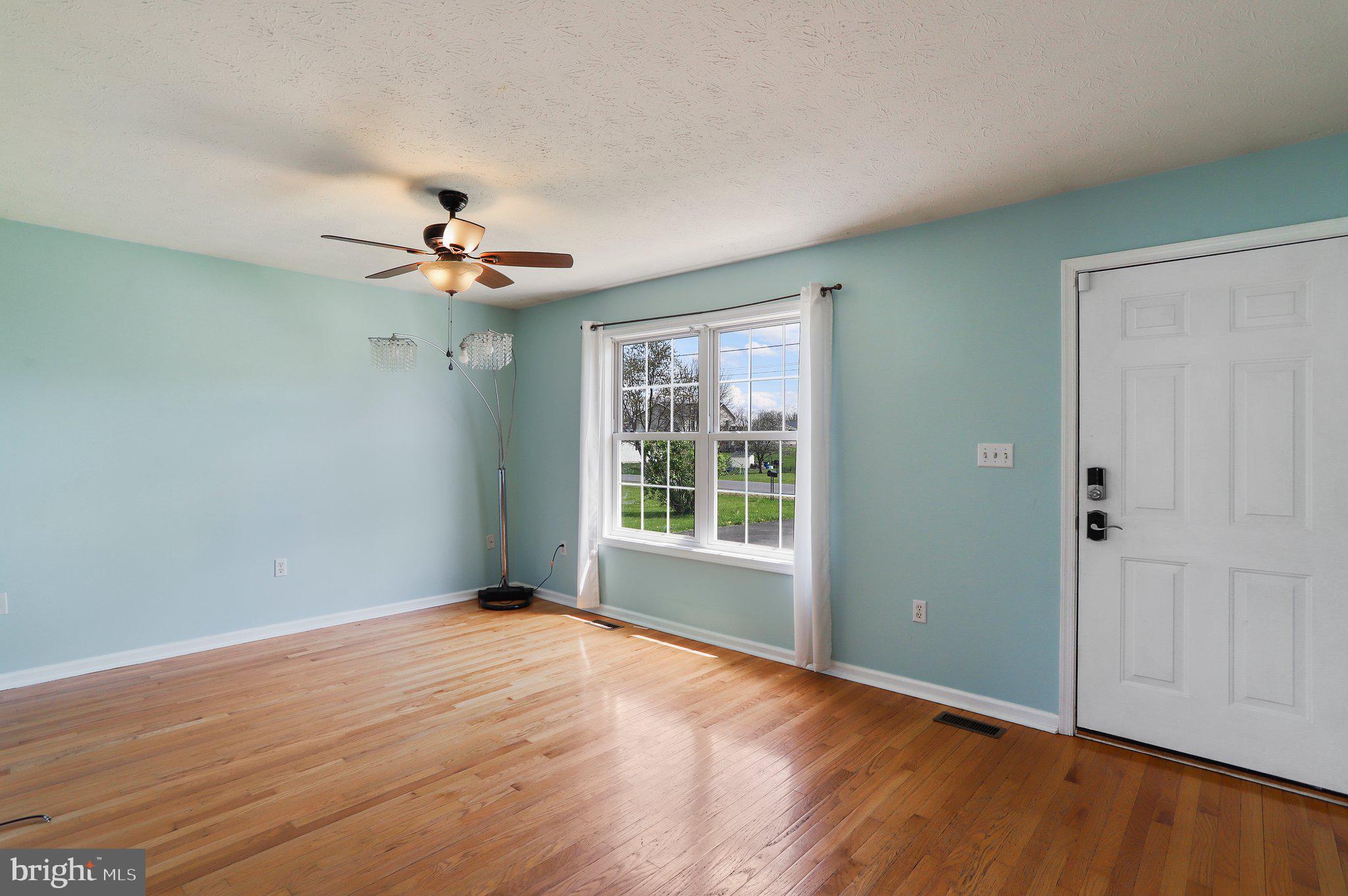 ELIZABETH STATION - Residential