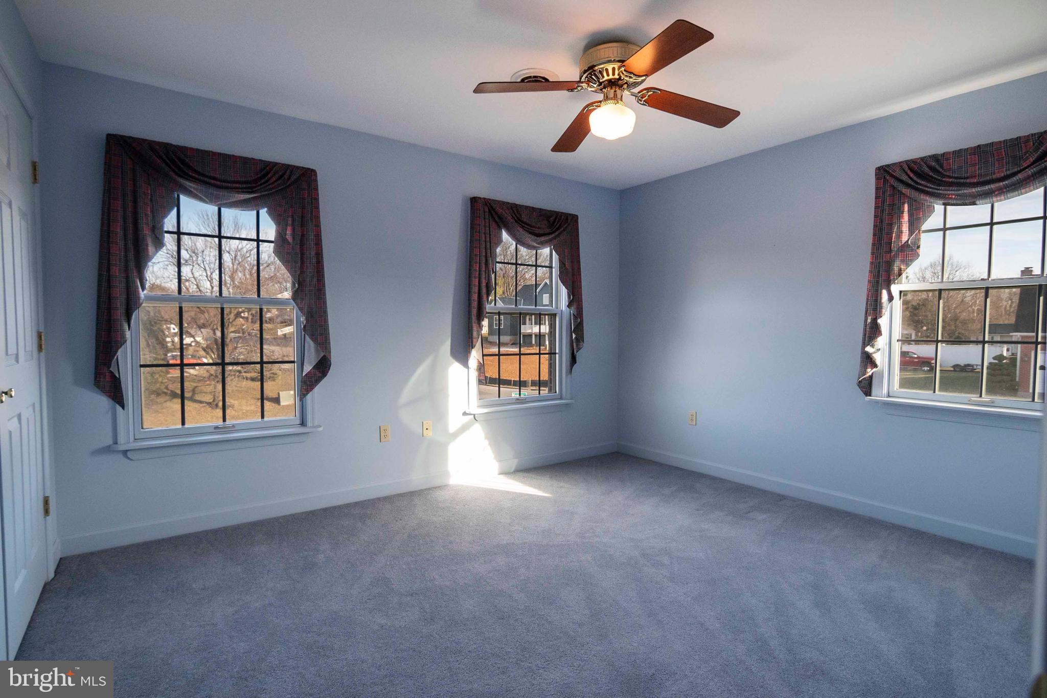 VAUGHT ESTATES - Residential