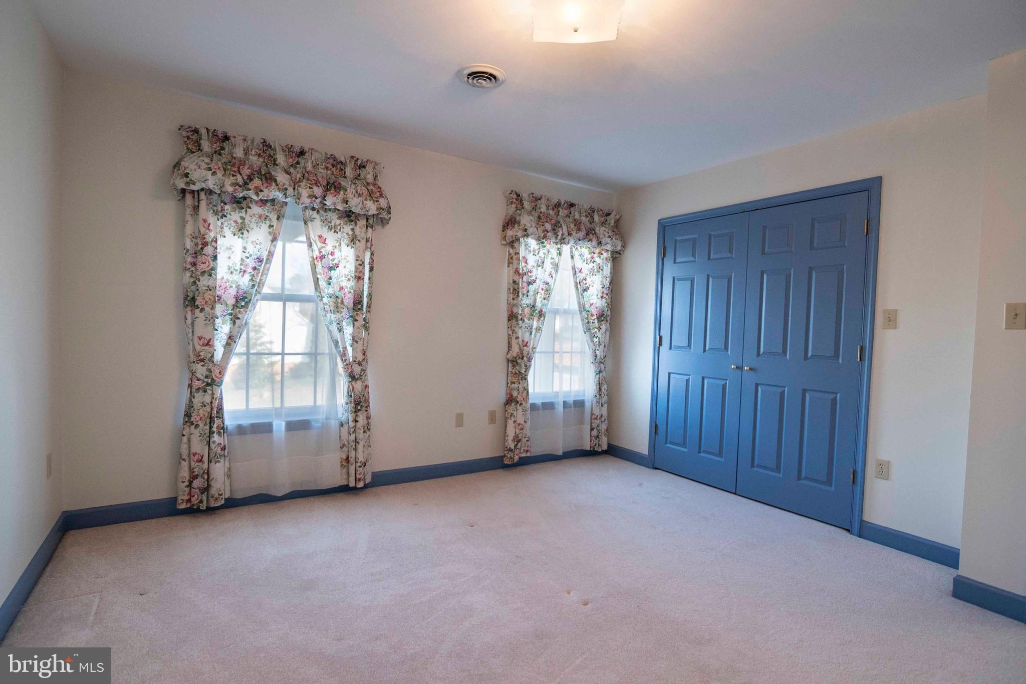 VAUGHT ESTATES - Residential