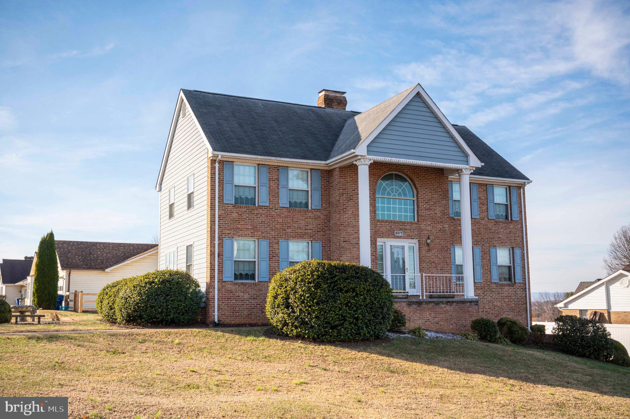 VAUGHT ESTATES - Residential