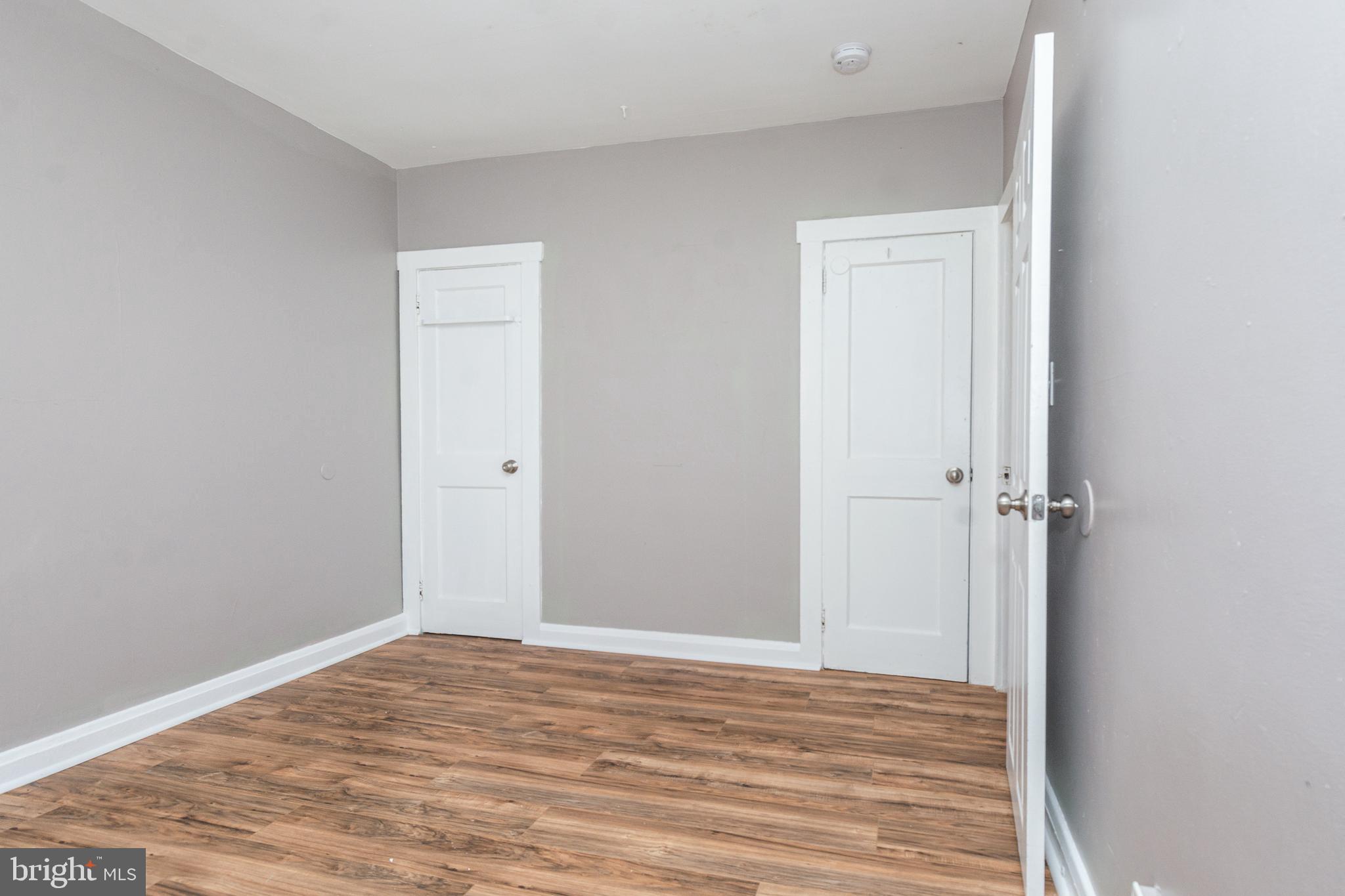 MIDDLE RIVER - Residential Lease