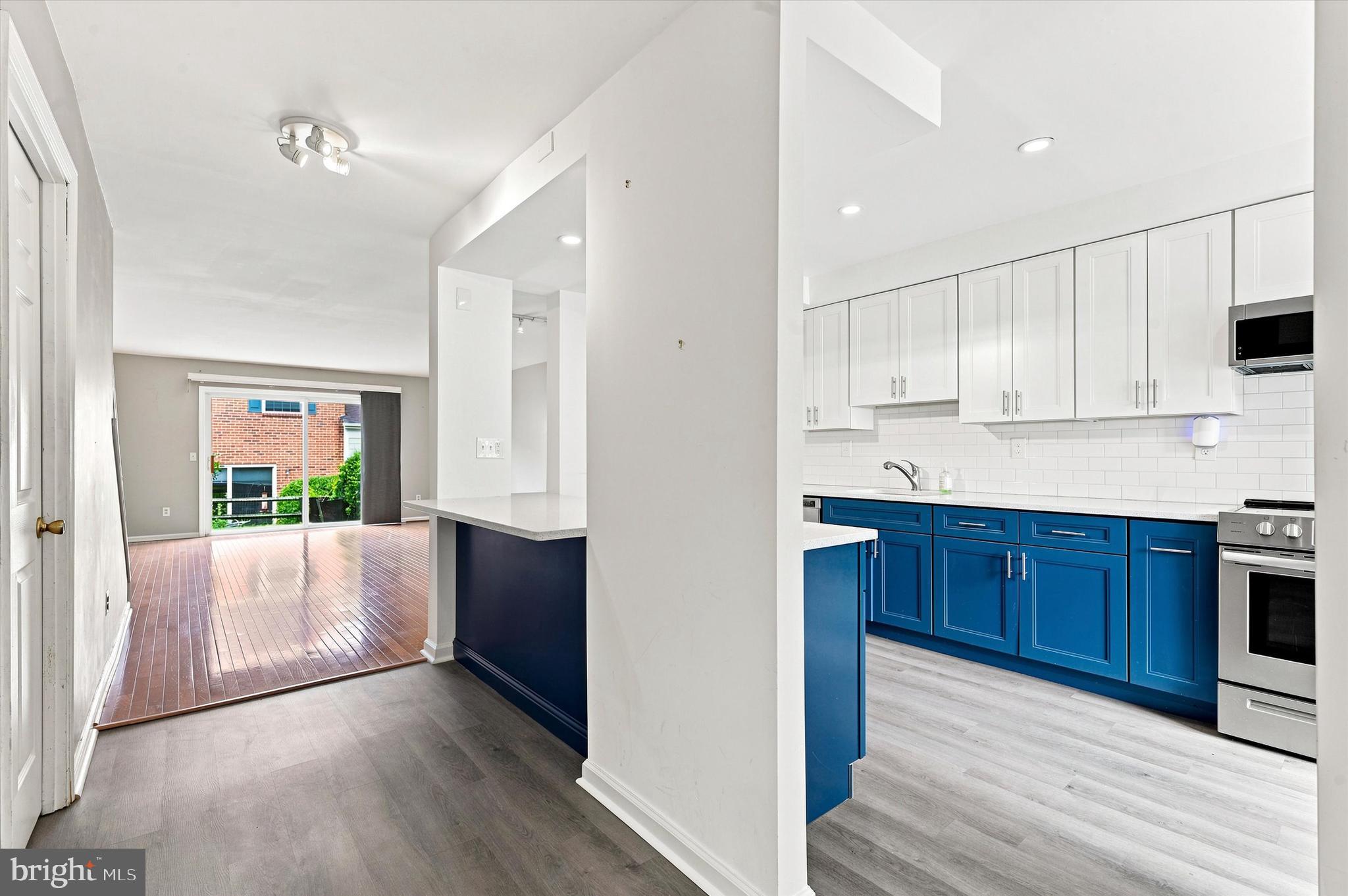 1104 PUTNAM BOULEVARD 147