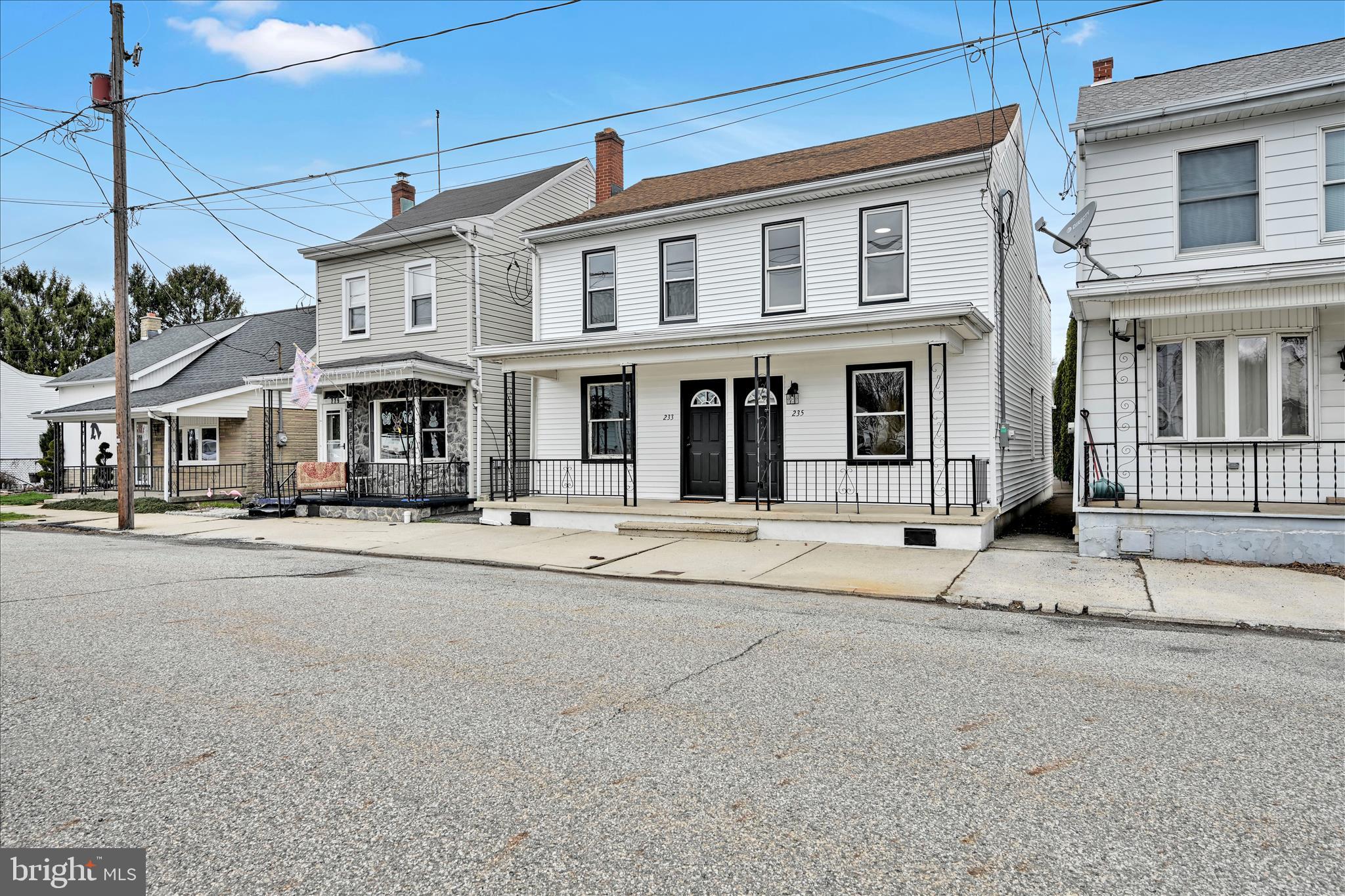 233 MINERSVILLE STREET 235