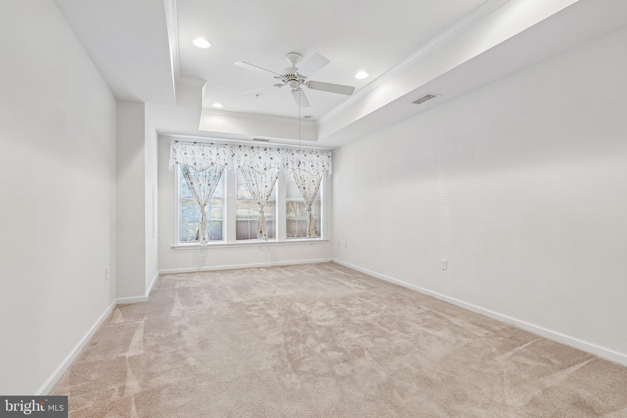 3106 LILAC COURT