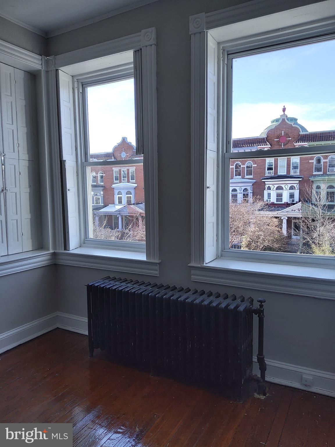 CHARLES VILLAGE - Residential Income