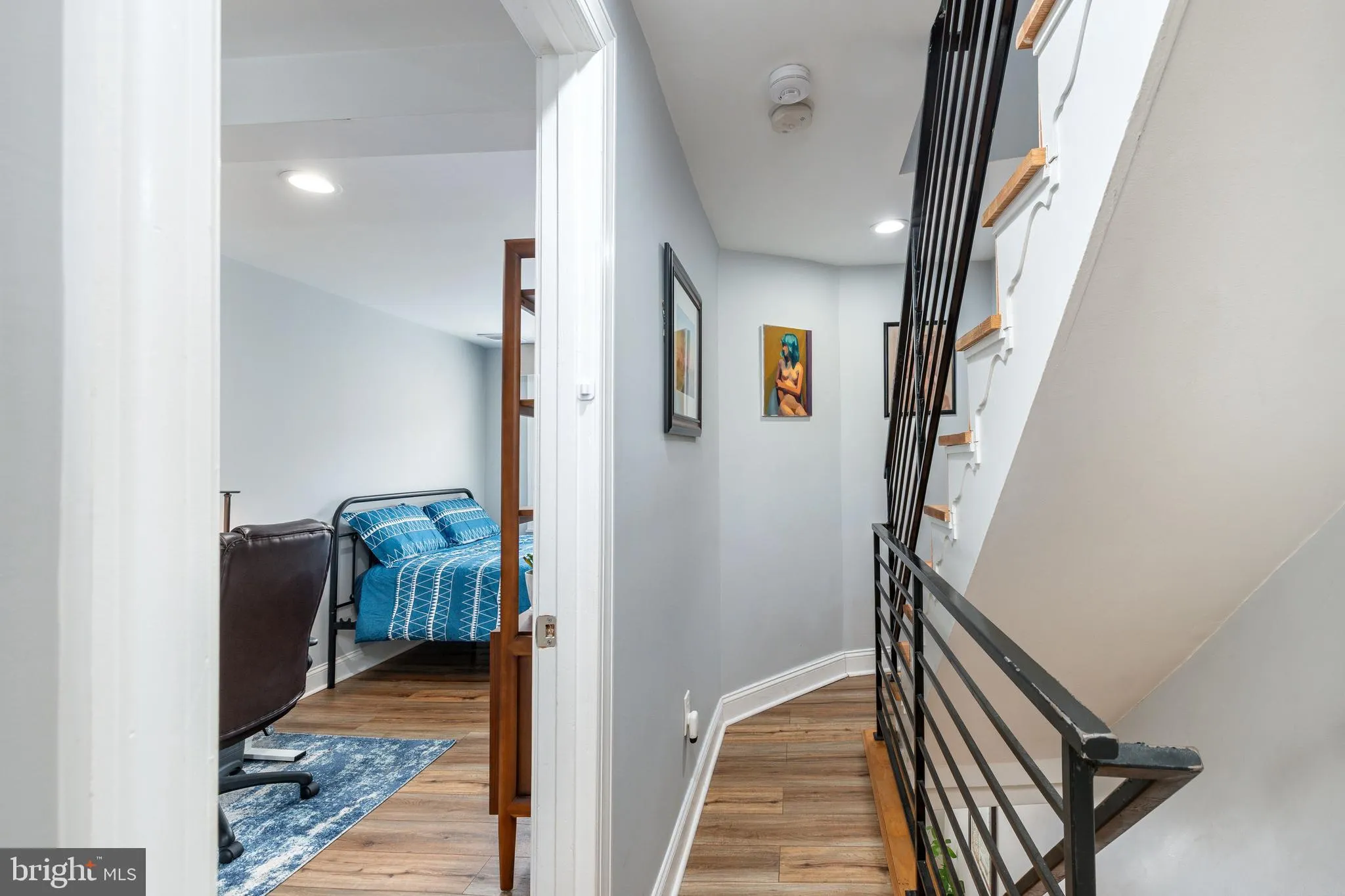 Philadelphia, Pennsylvania 19147, United States, 3 Bedrooms Bedrooms, ,3 BathroomsBathrooms,Residential,Contingent,90937