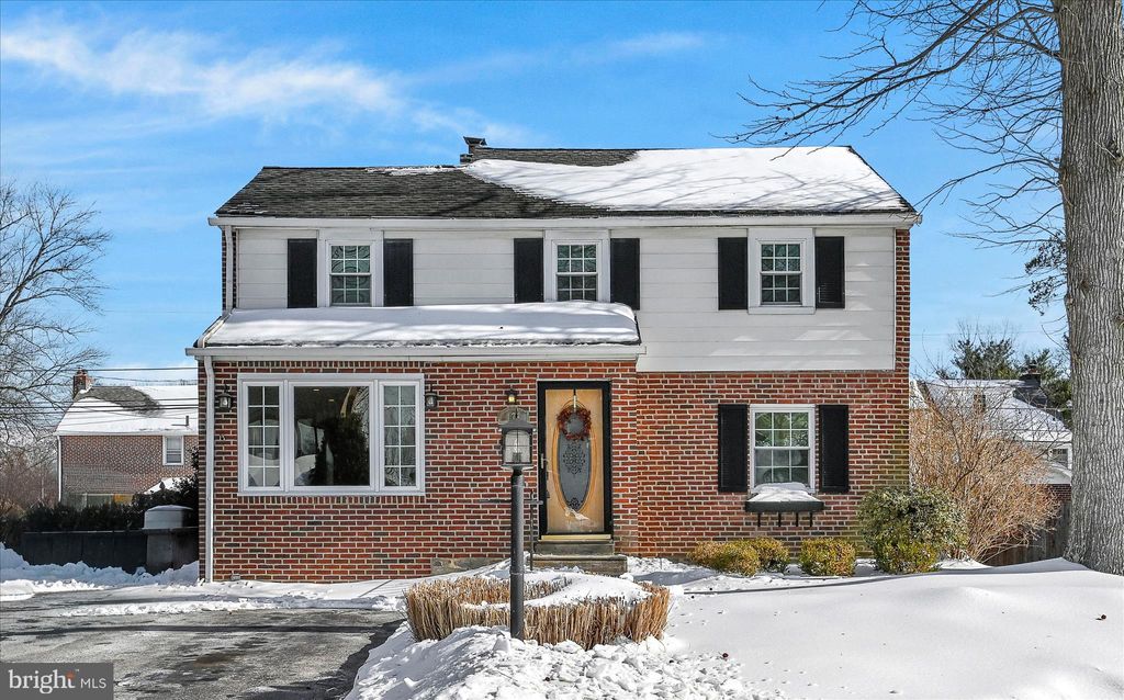 Photo of 173 Rambling Way, SPRINGFIELD, PA 19064 (MLS # PADE2106240)