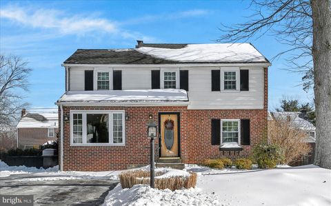 173 RAMBLING WAY SPRINGFIELD PA 19064