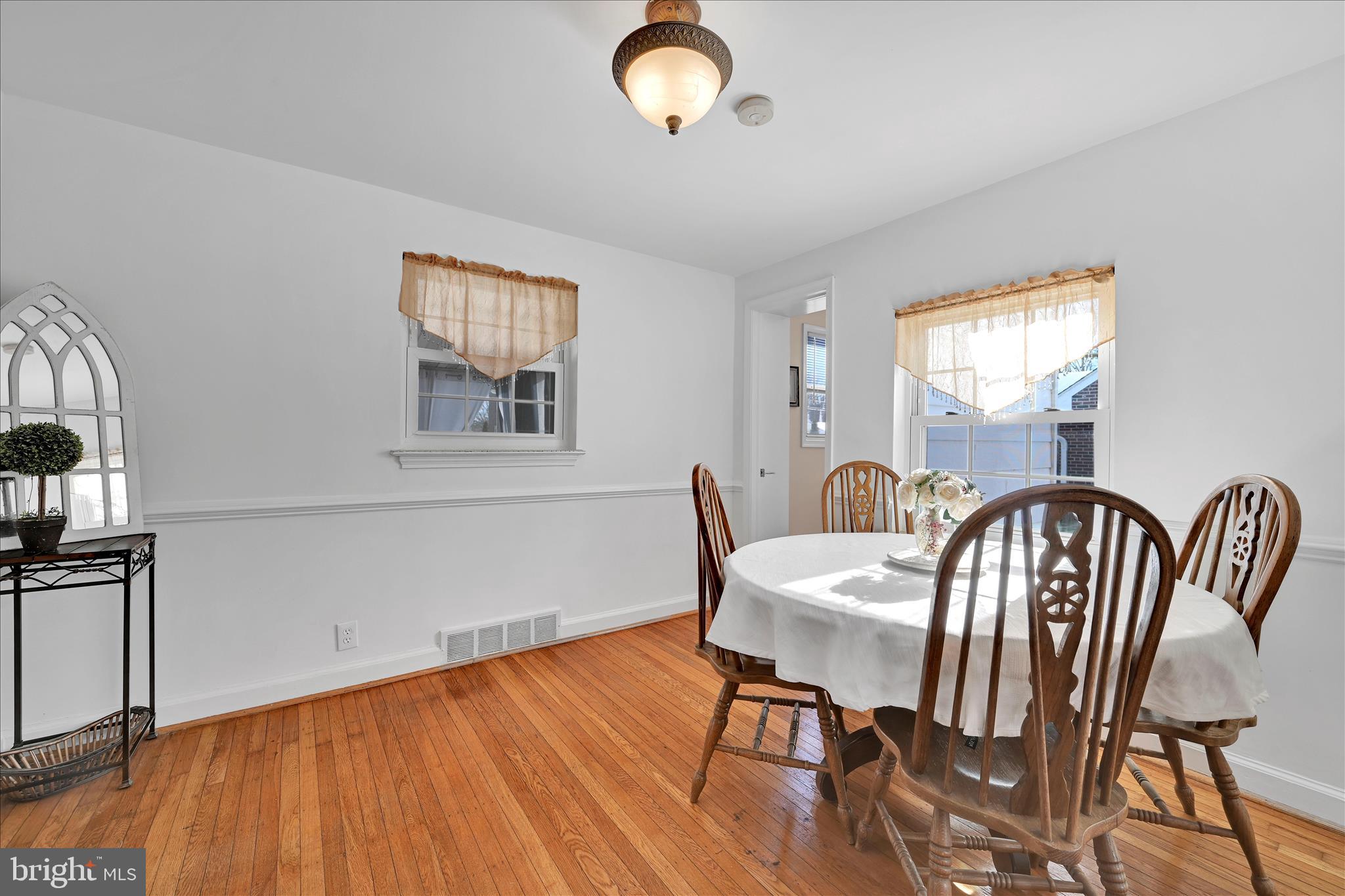 STONEY CREEK - Residential