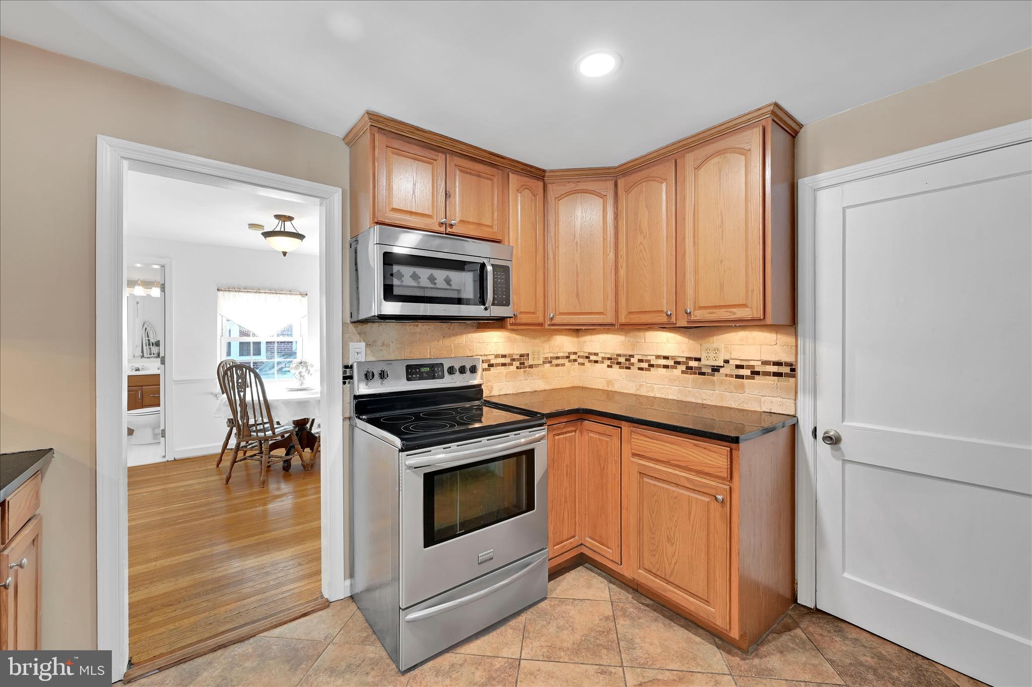 STONEY CREEK - Residential