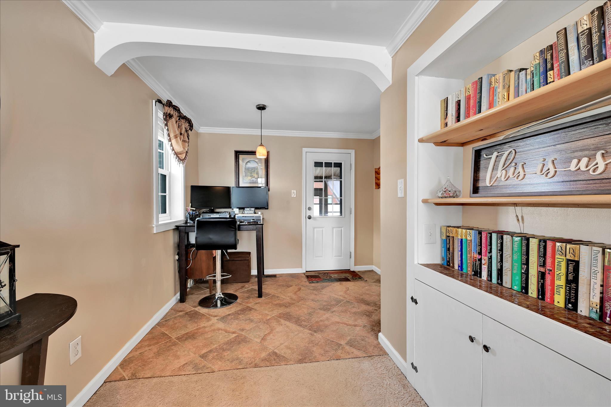 STONEY CREEK - Residential