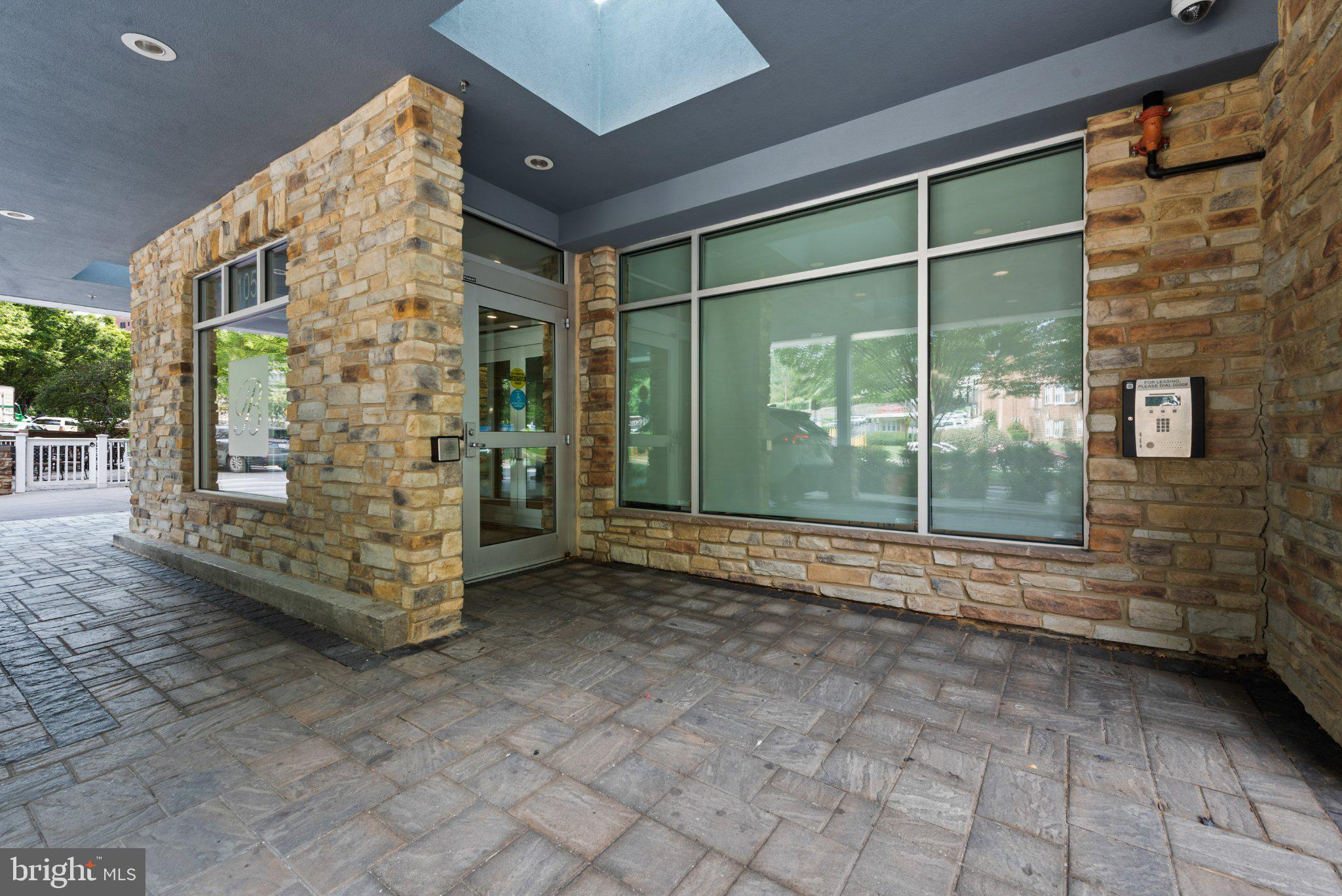 116 W UNIVERSITY PARKWAY 1018