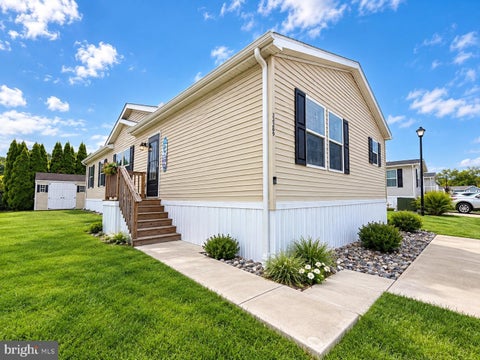 Mobile Home For Sale - 33389 Buttercup Street<br/> LEWES, DE 19958