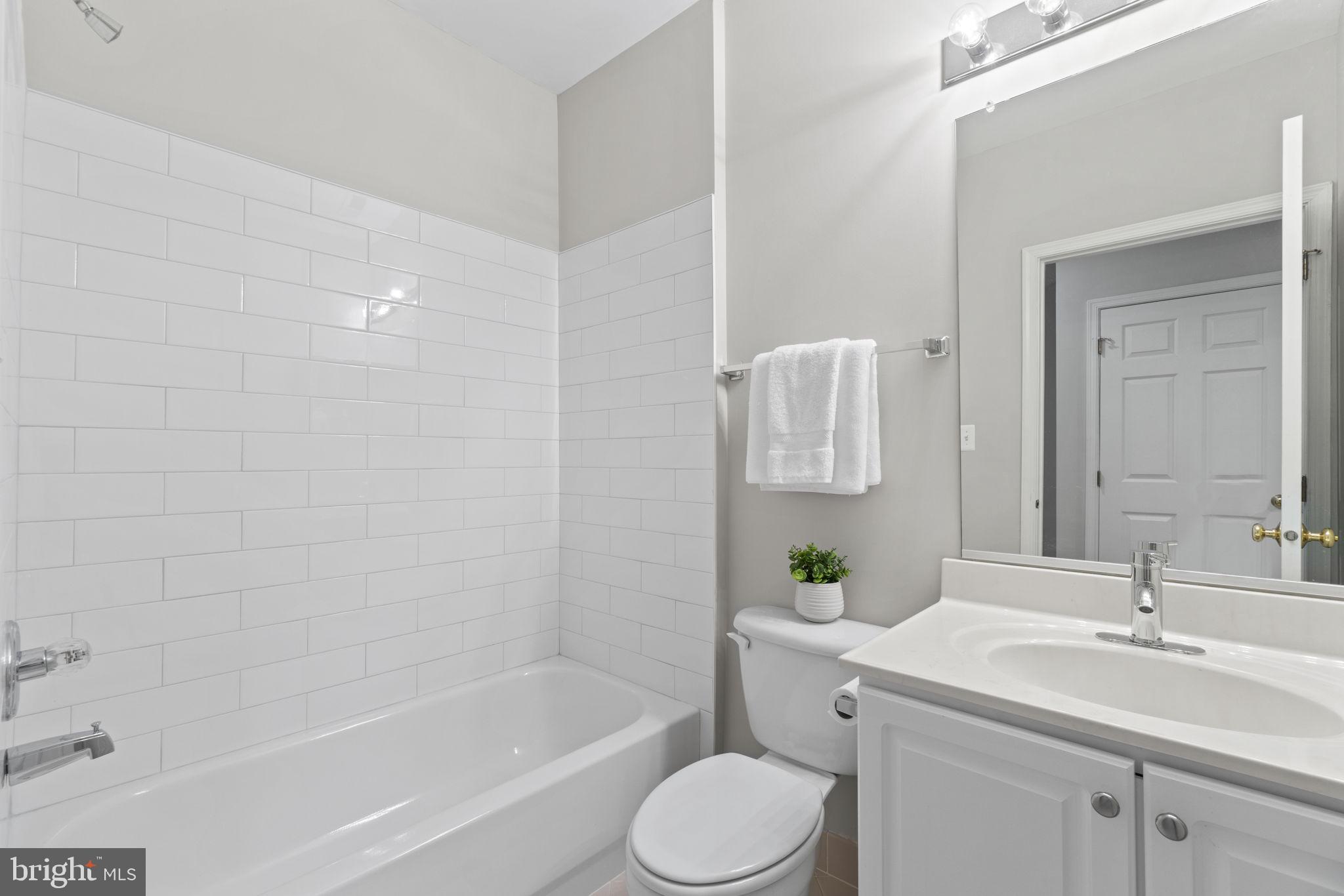 PINEY GLEN VILLAGE - Residential