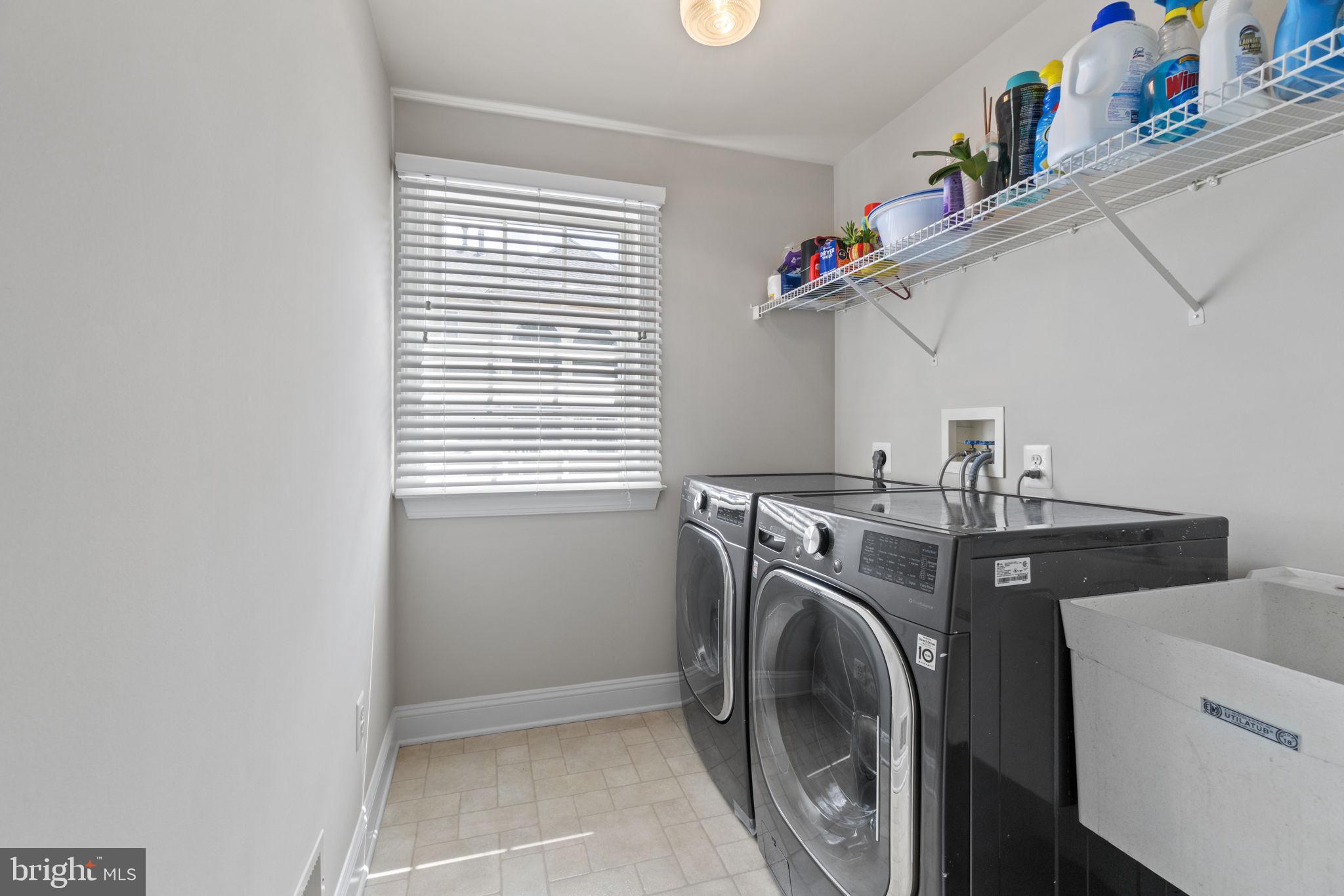 PINEY GLEN VILLAGE - Residential