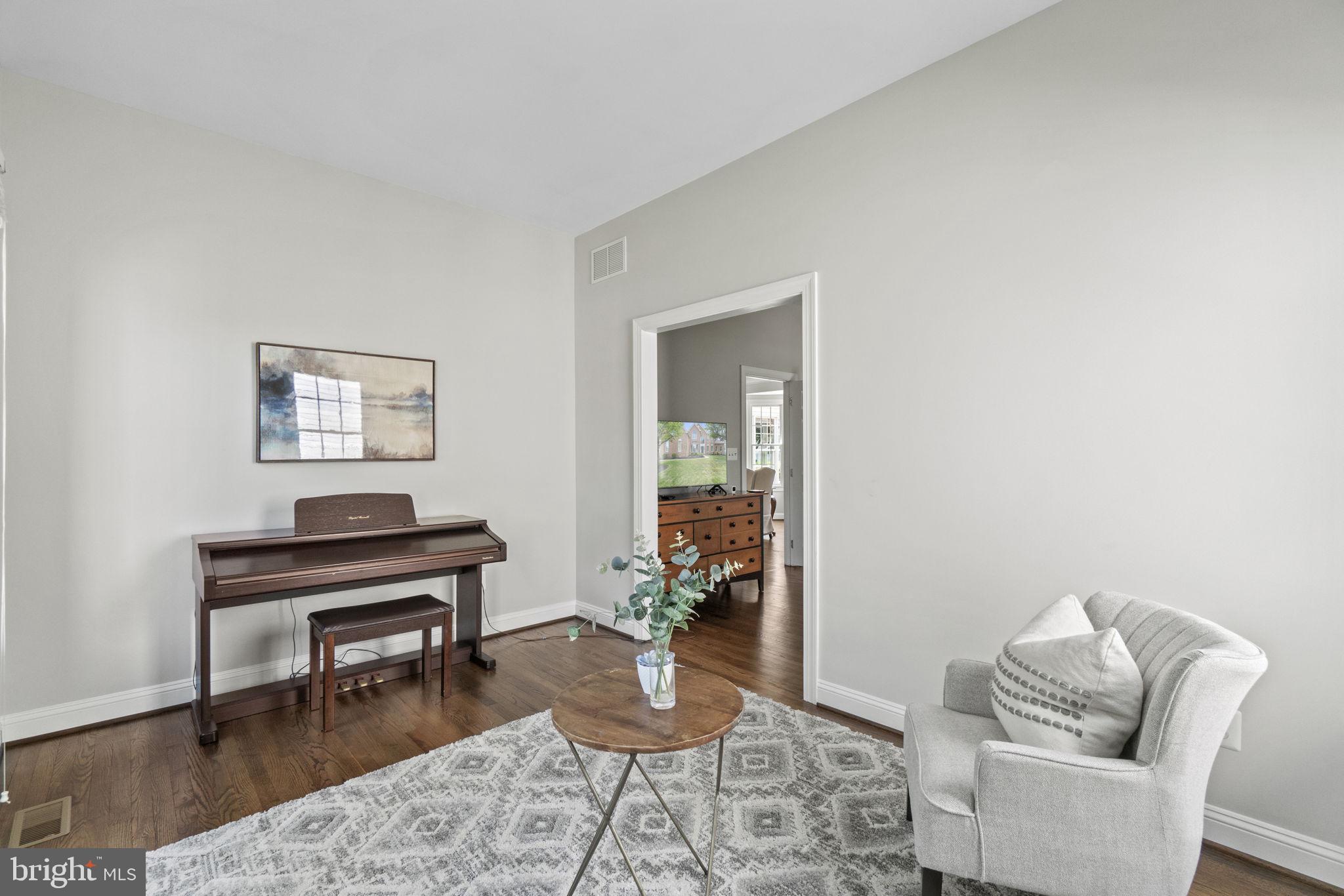 PINEY GLEN VILLAGE - Residential