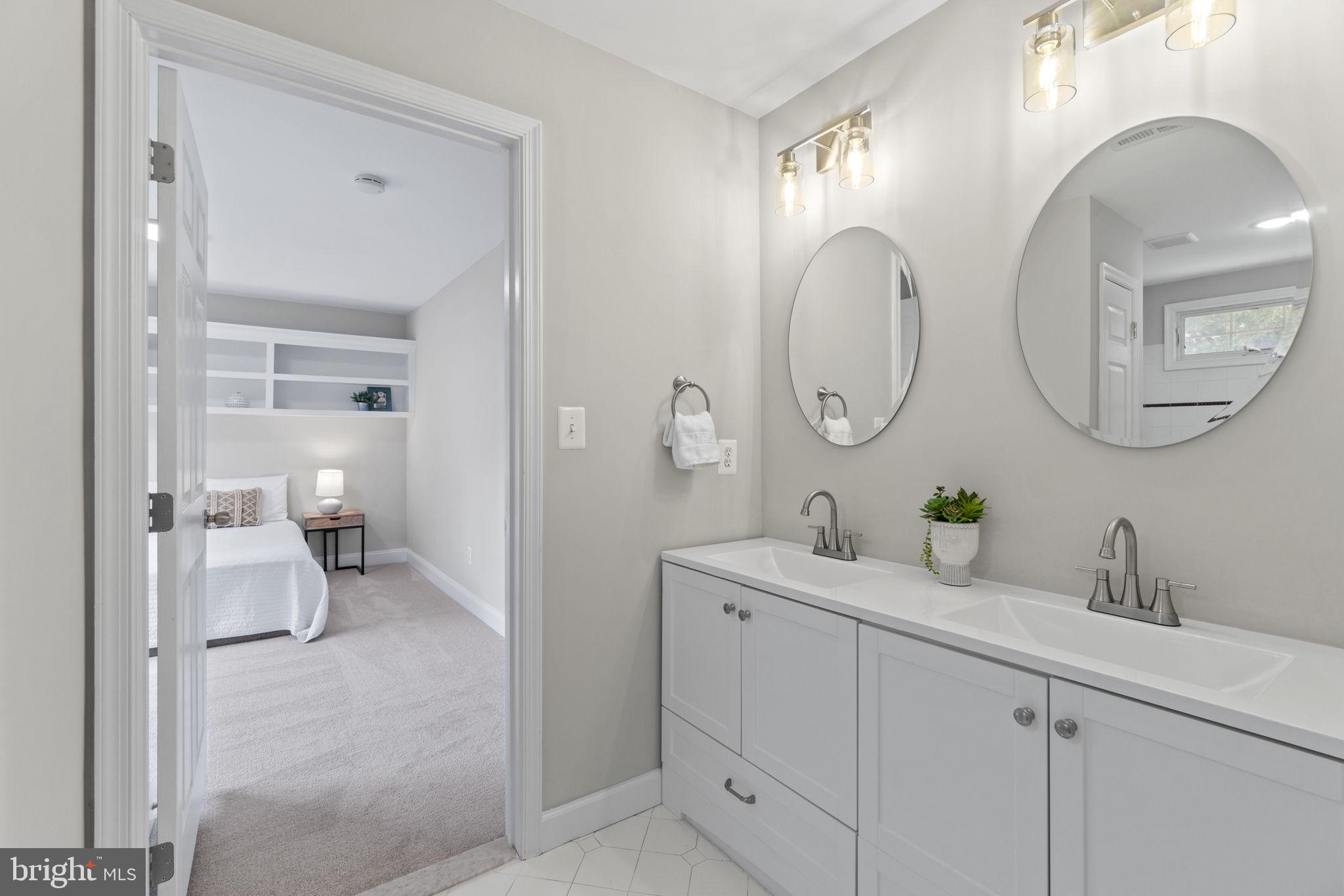 PINEY GLEN VILLAGE - Residential