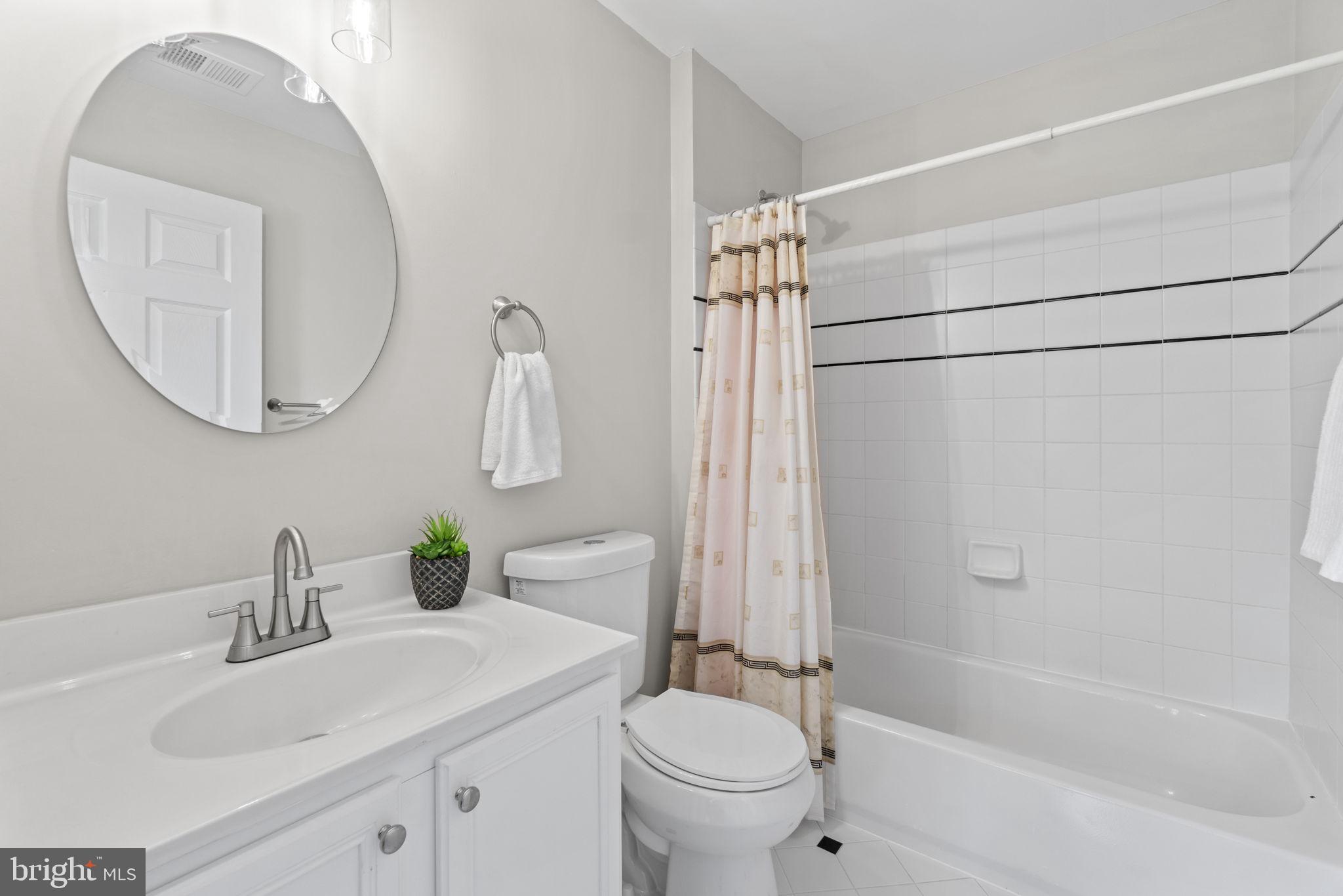 PINEY GLEN VILLAGE - Residential