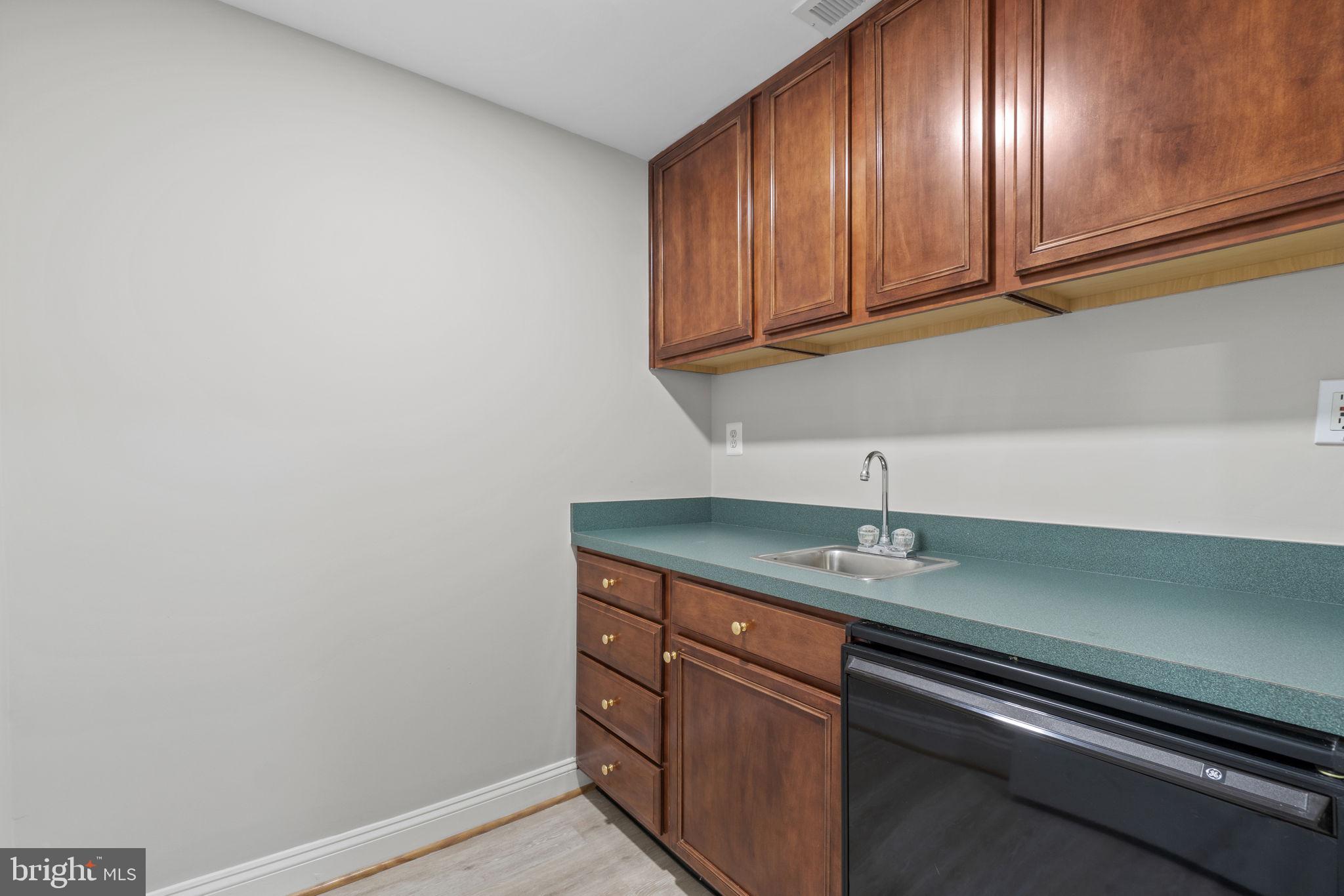 PINEY GLEN VILLAGE - Residential