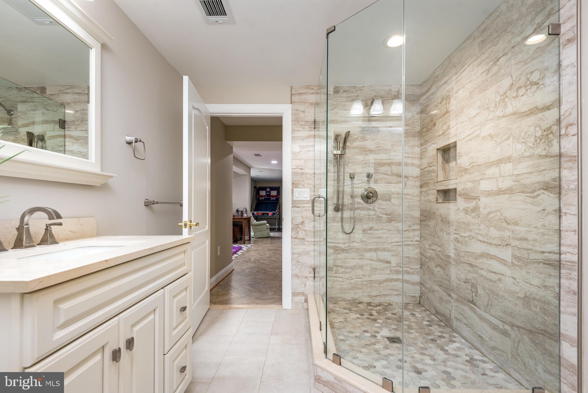 DOMINION VALLEY COUNTRY CLUB - Residential