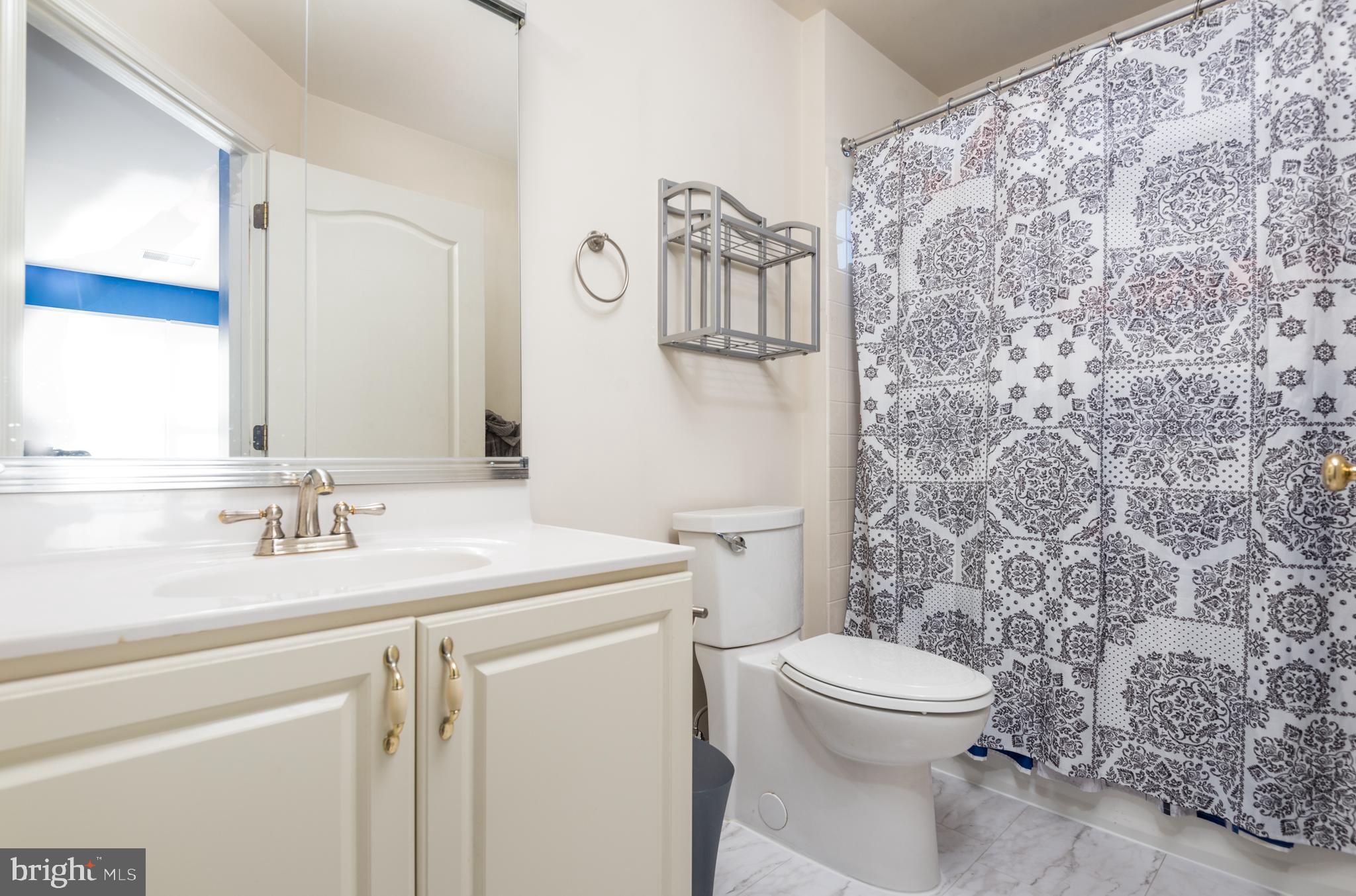 DOMINION VALLEY COUNTRY CLUB - Residential