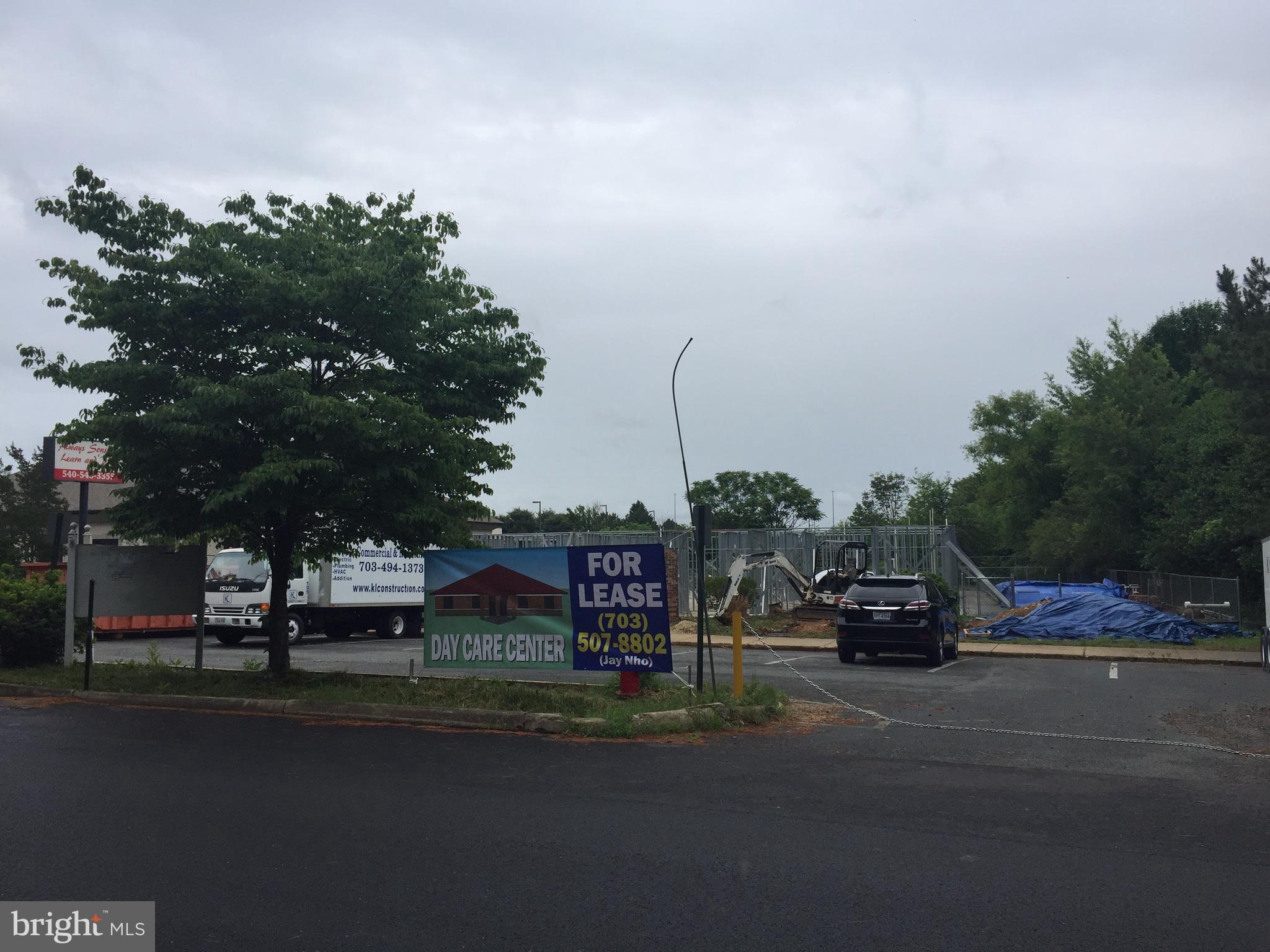 SILVER PROPERTY - Commercial Lease