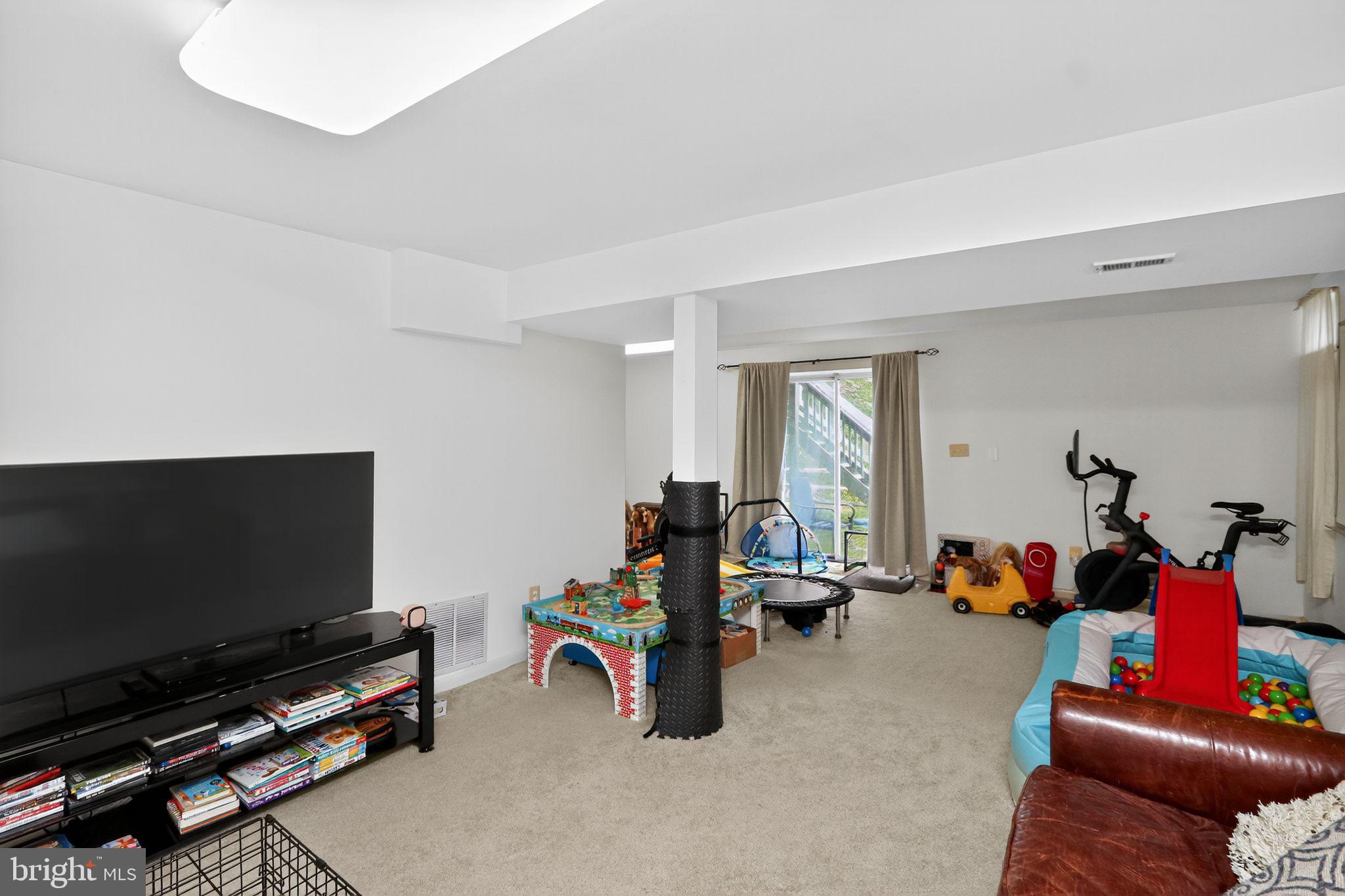 BRITTANY - Residential