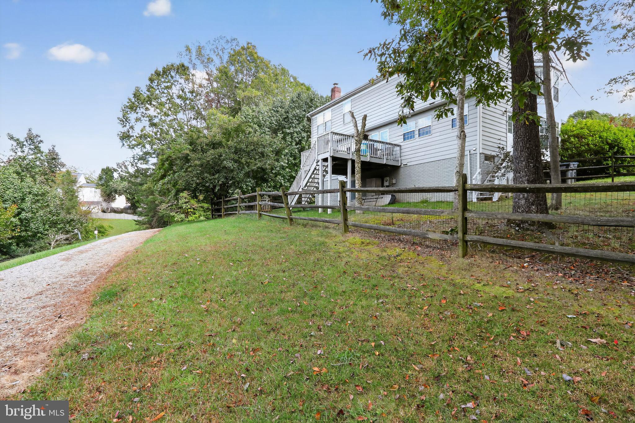 16601 ACCOLON COURT