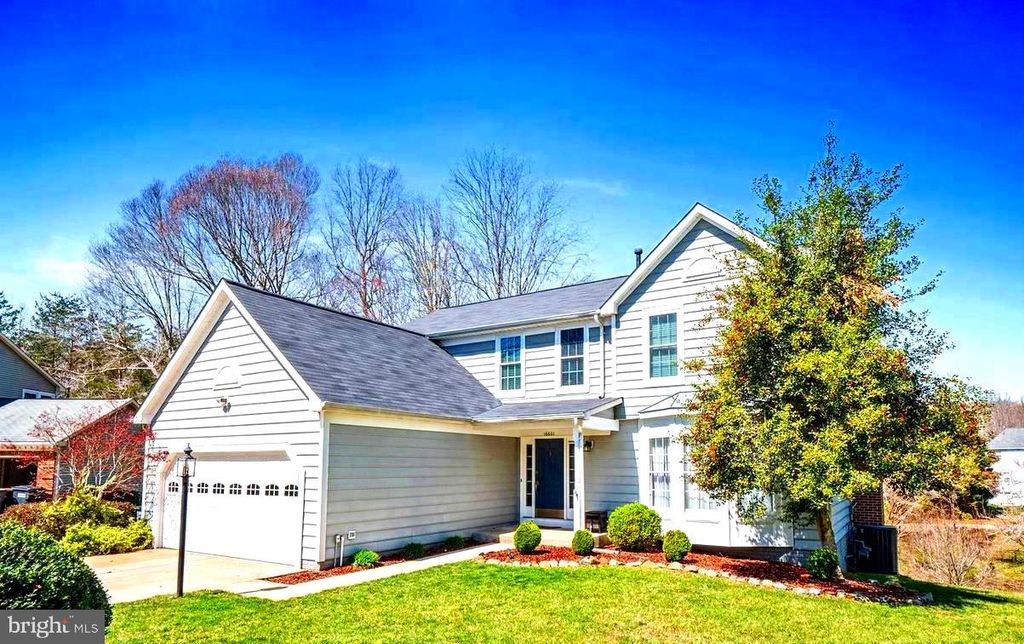 Photo of 16601 Accolon Court, DUMFRIES, VA 22025 (MLS # VAPW2105416)