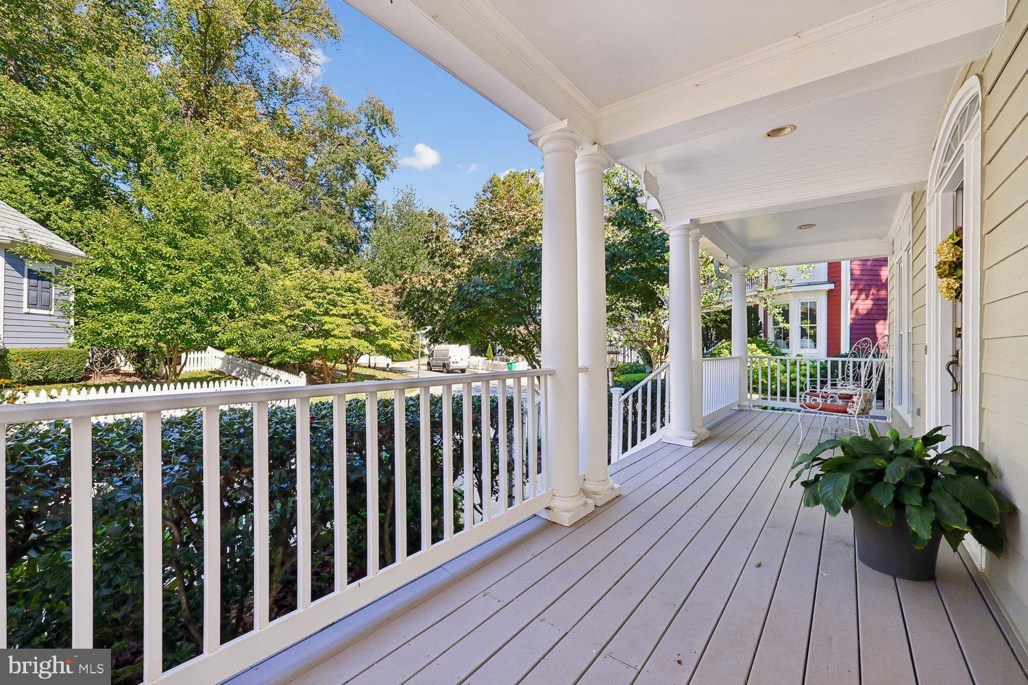 132 TREEHAVEN STREET