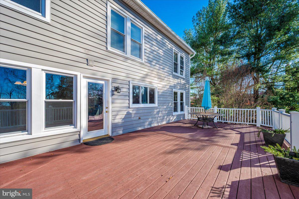 ELIZABETH'S DELIGHT - Residential