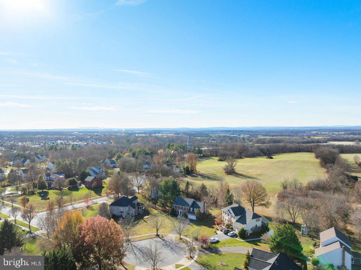 ELIZABETH'S DELIGHT - Residential