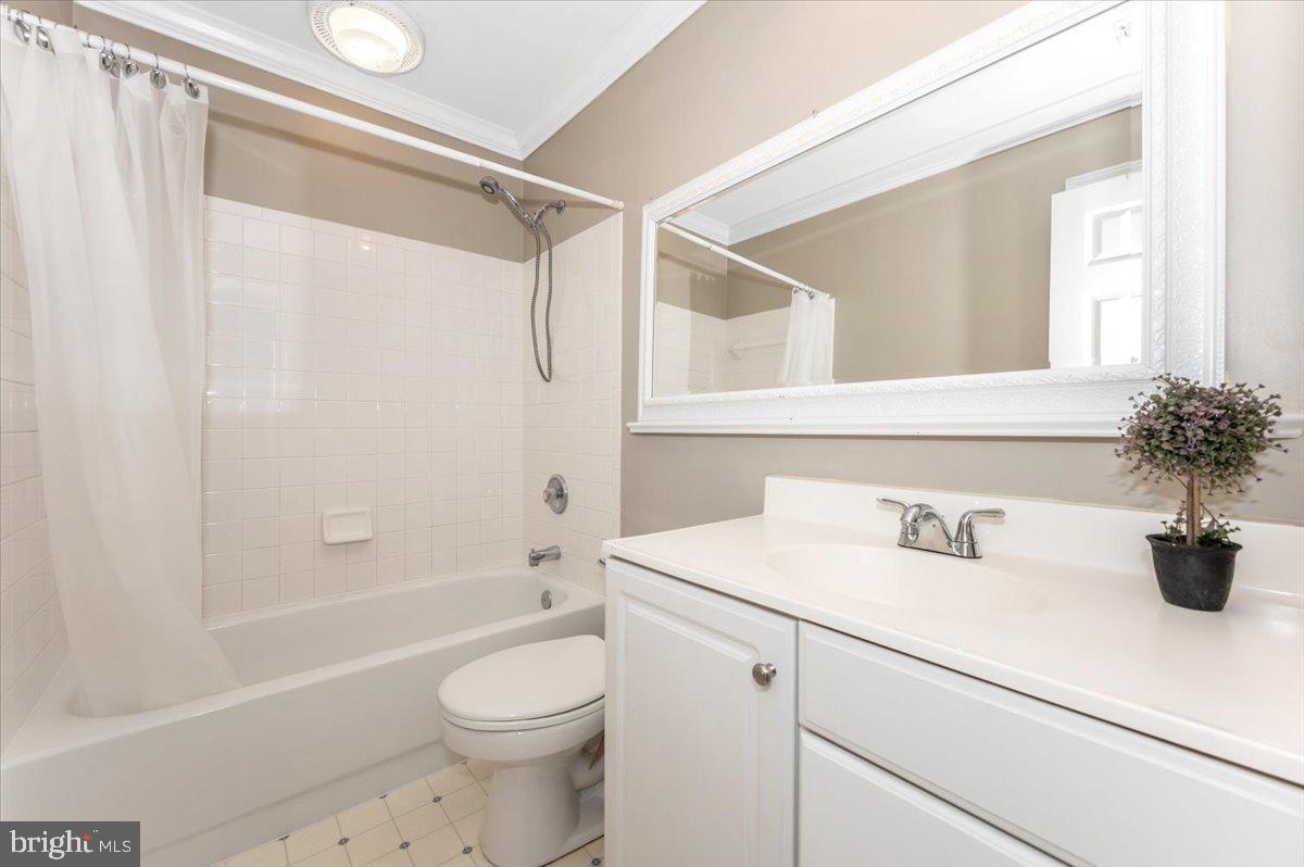 ELIZABETH'S DELIGHT - Residential